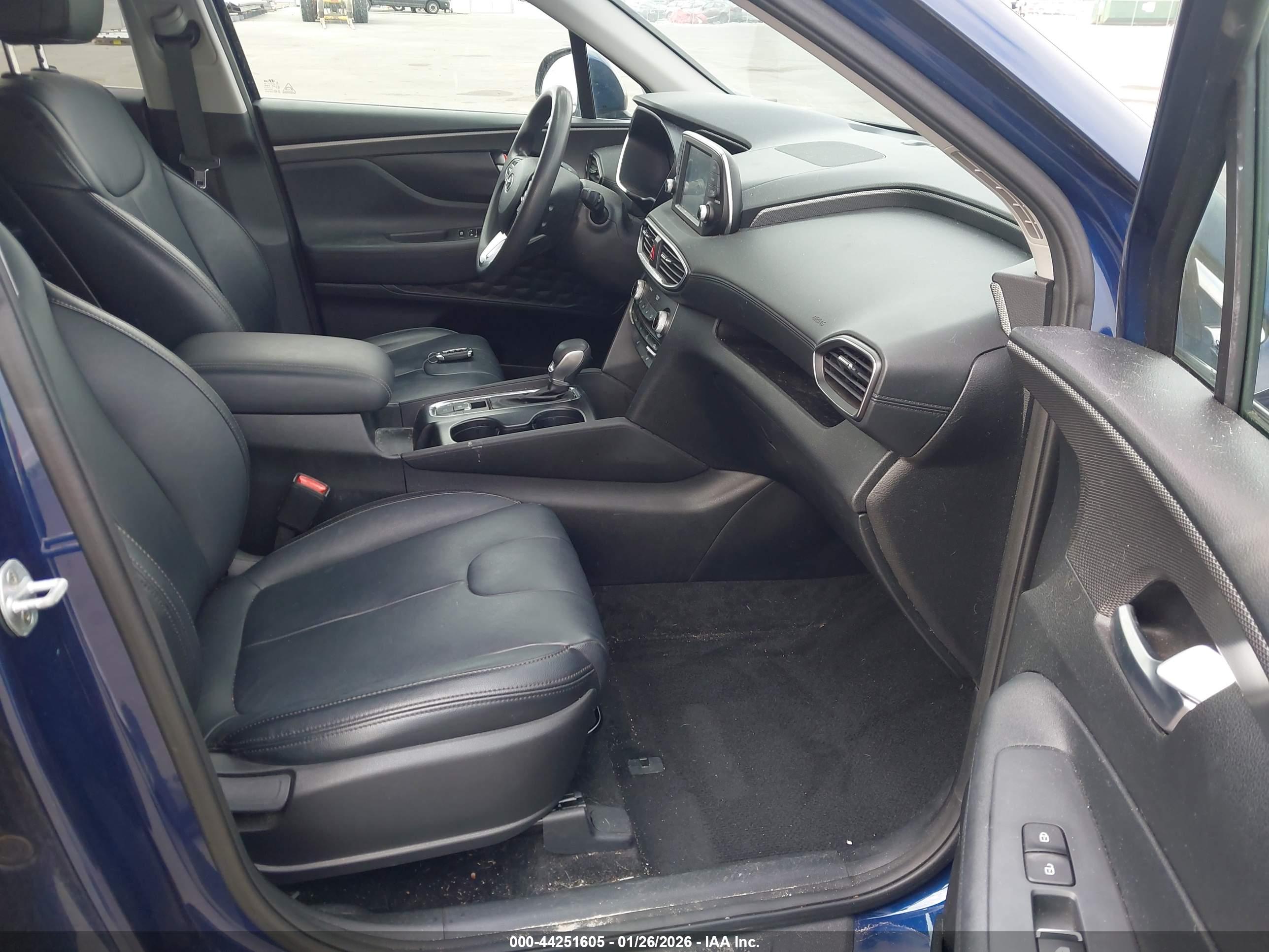 HYUNDAI SANTA image 5