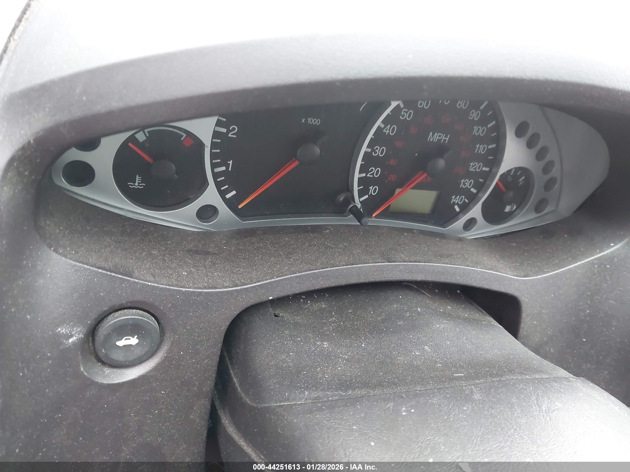 FORD FOCUS image 7