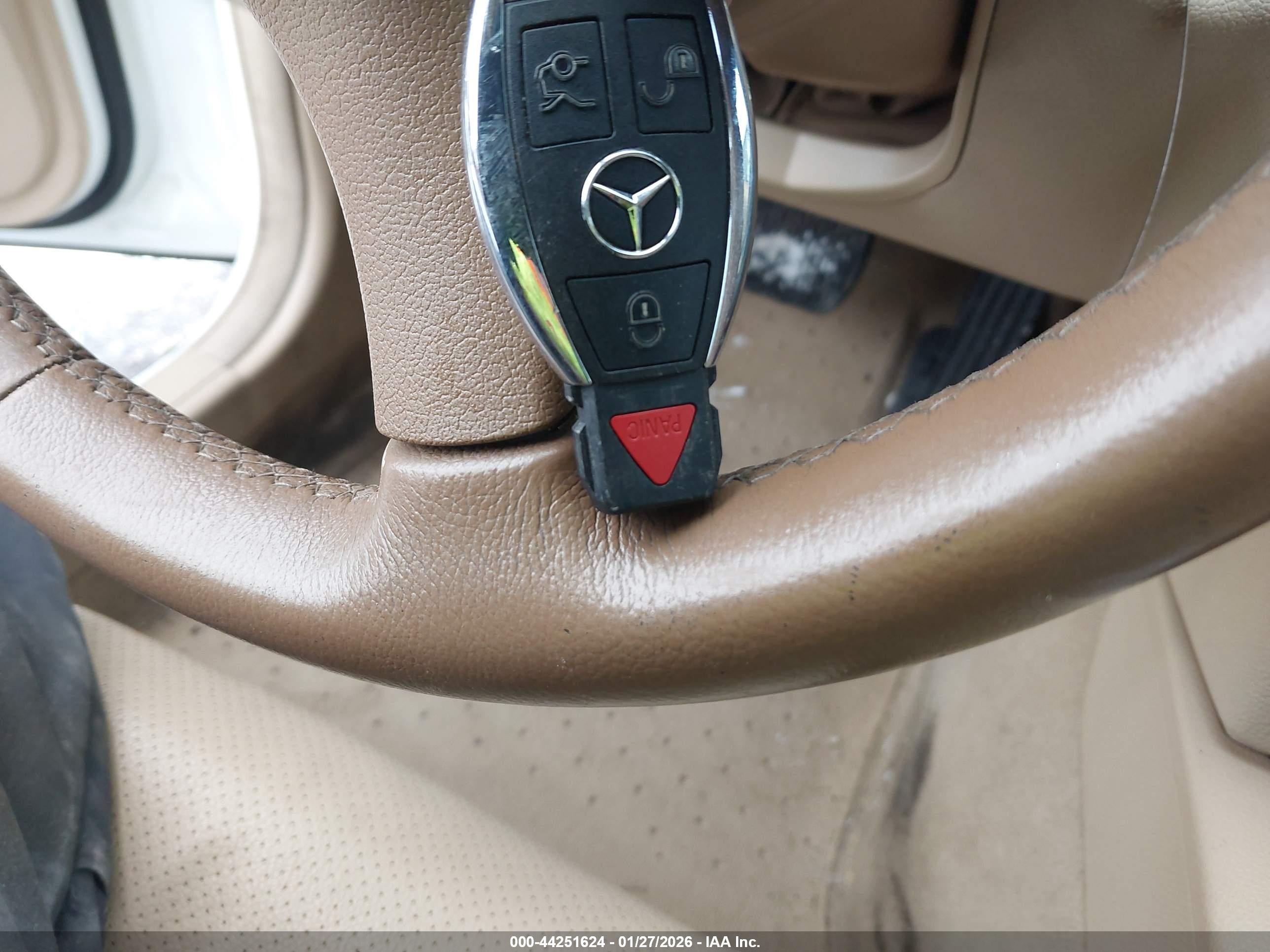 MERCEDES-BENZ C image 11