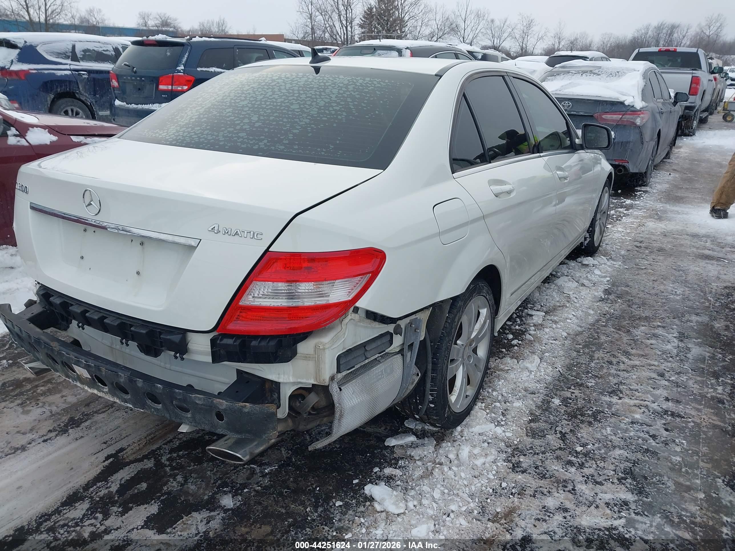 MERCEDES-BENZ C image 4