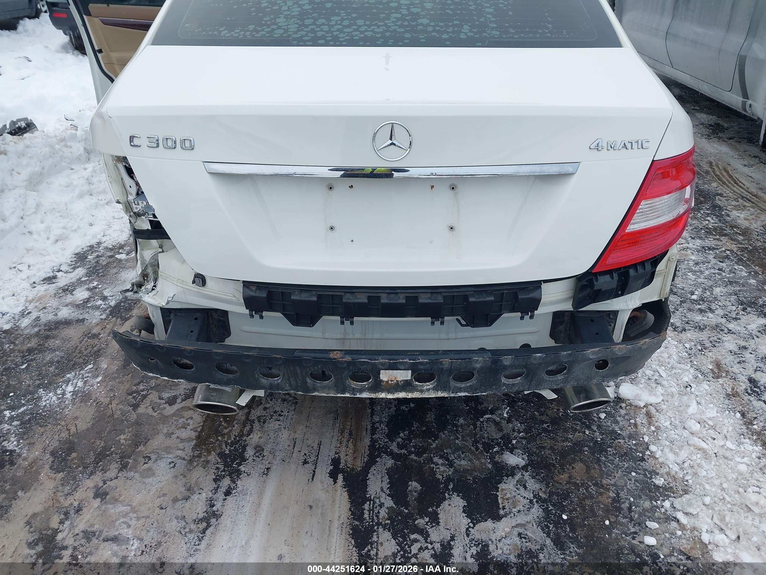 MERCEDES-BENZ C image 6