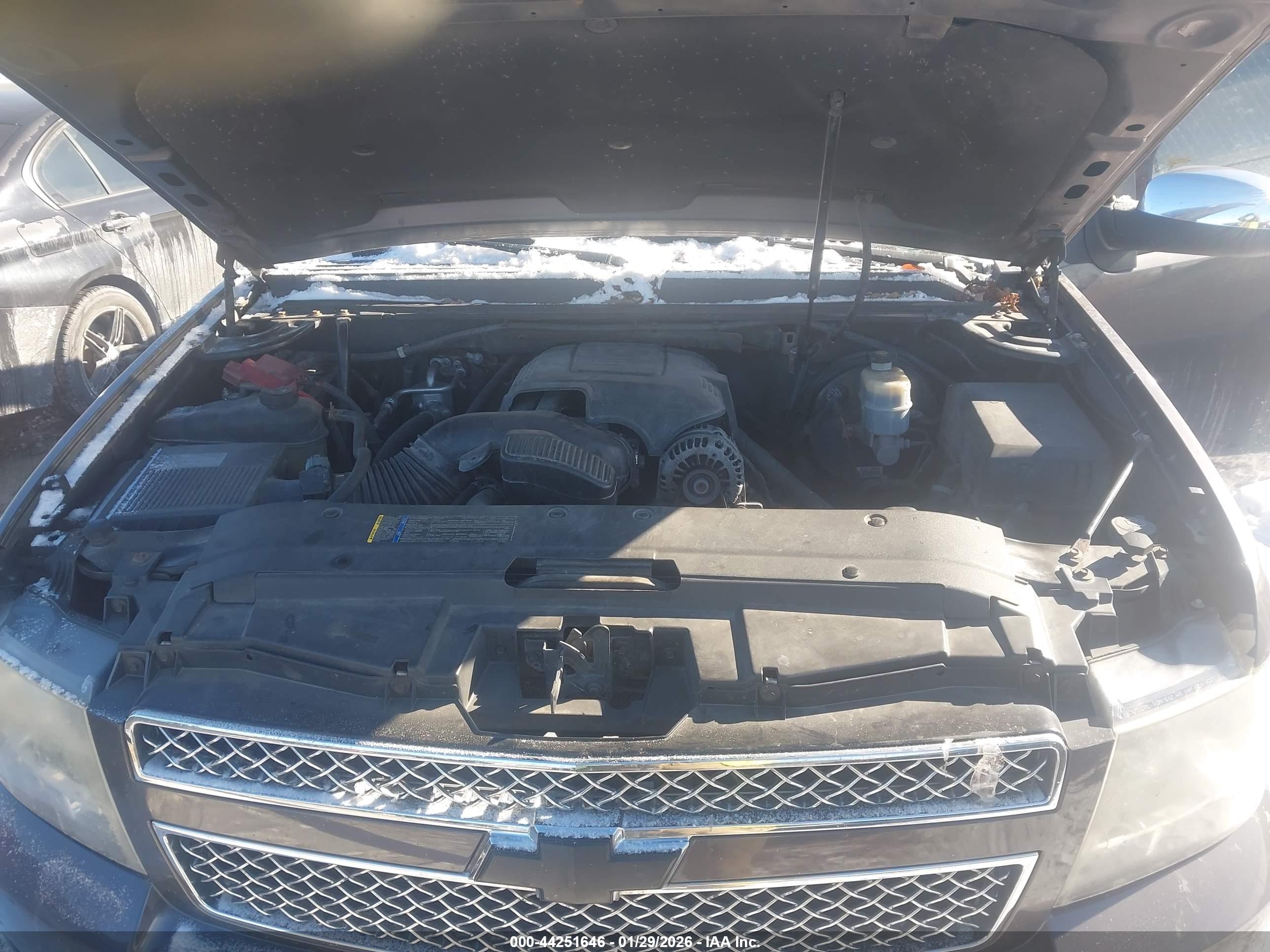CHEVROLET AVALANCHE image 10