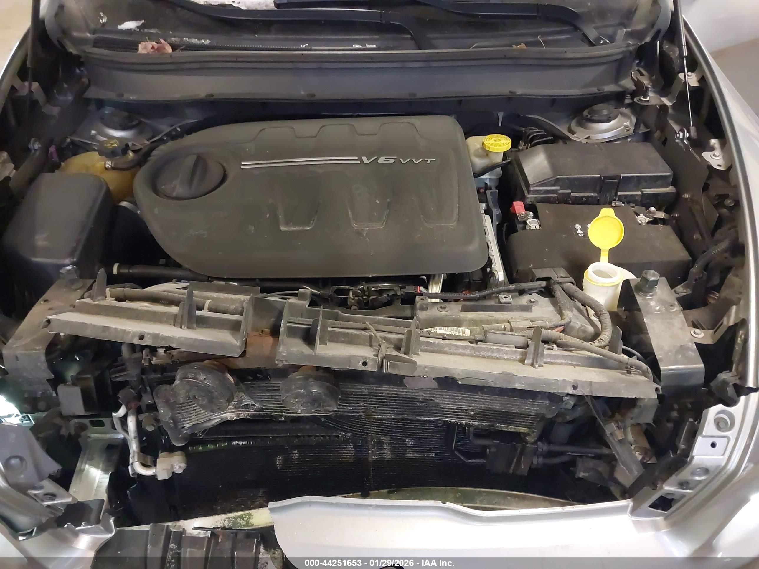 JEEP CHEROKEE image 10