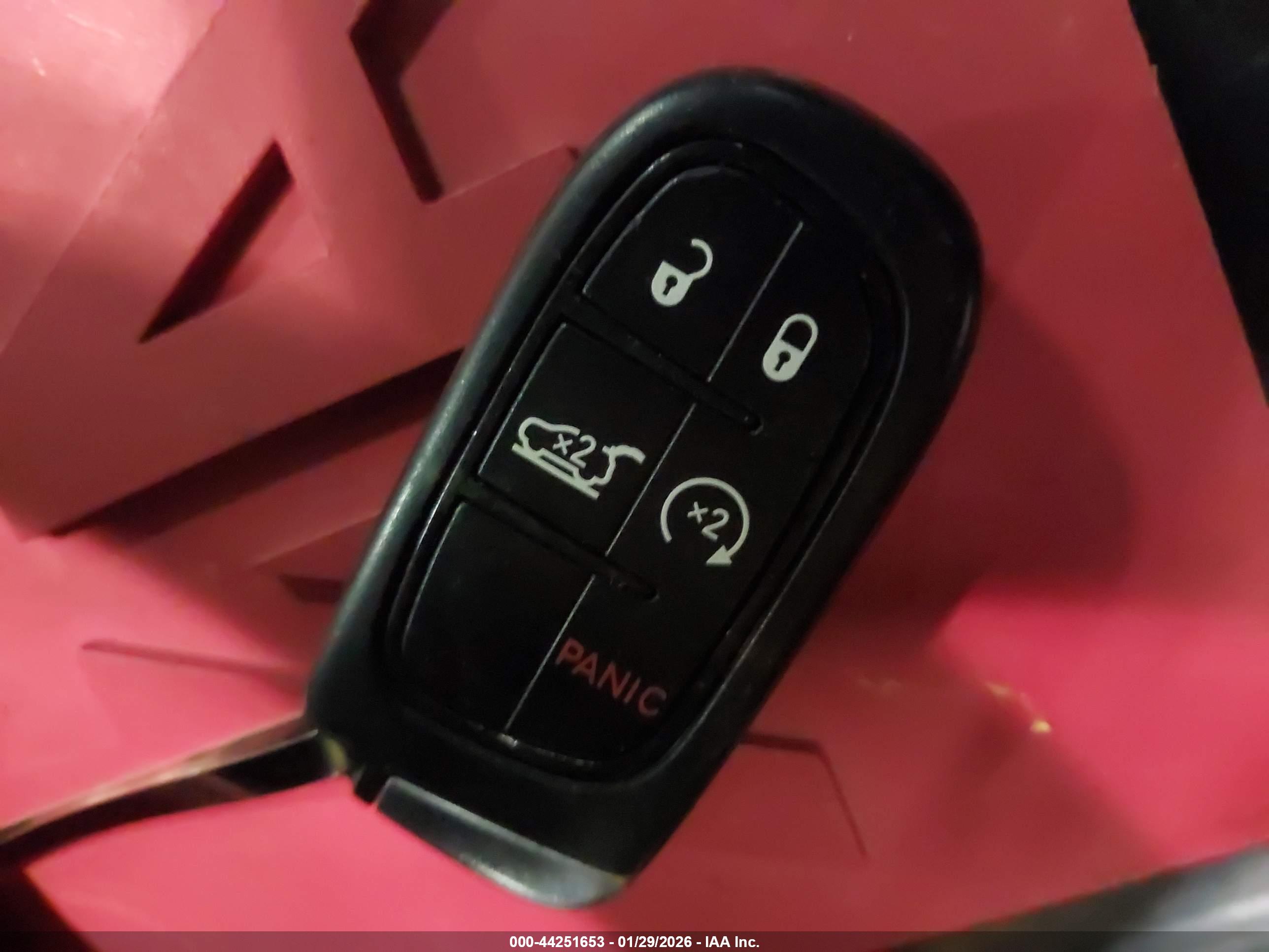 JEEP CHEROKEE image 11