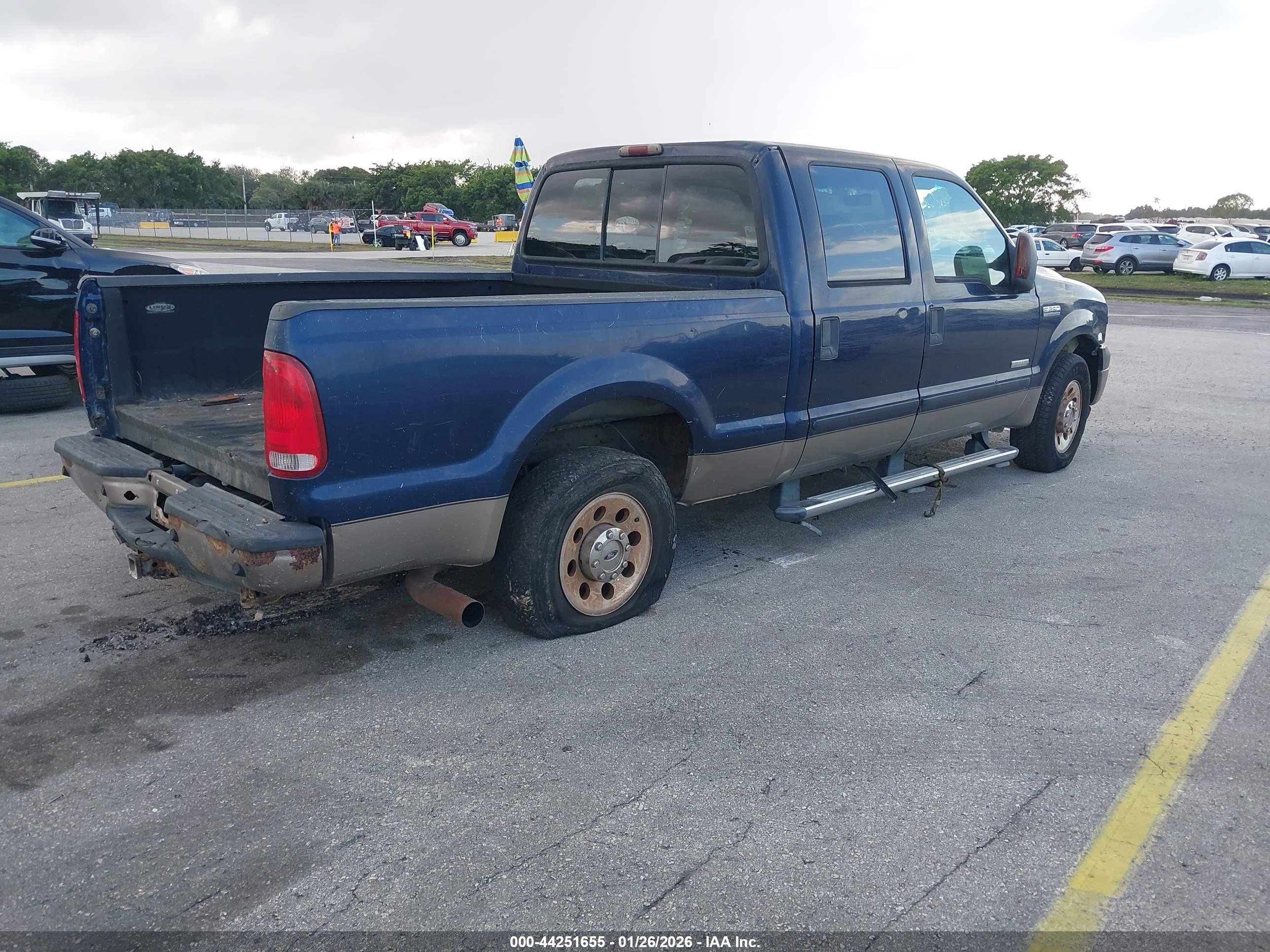 FORD F-250 image 4