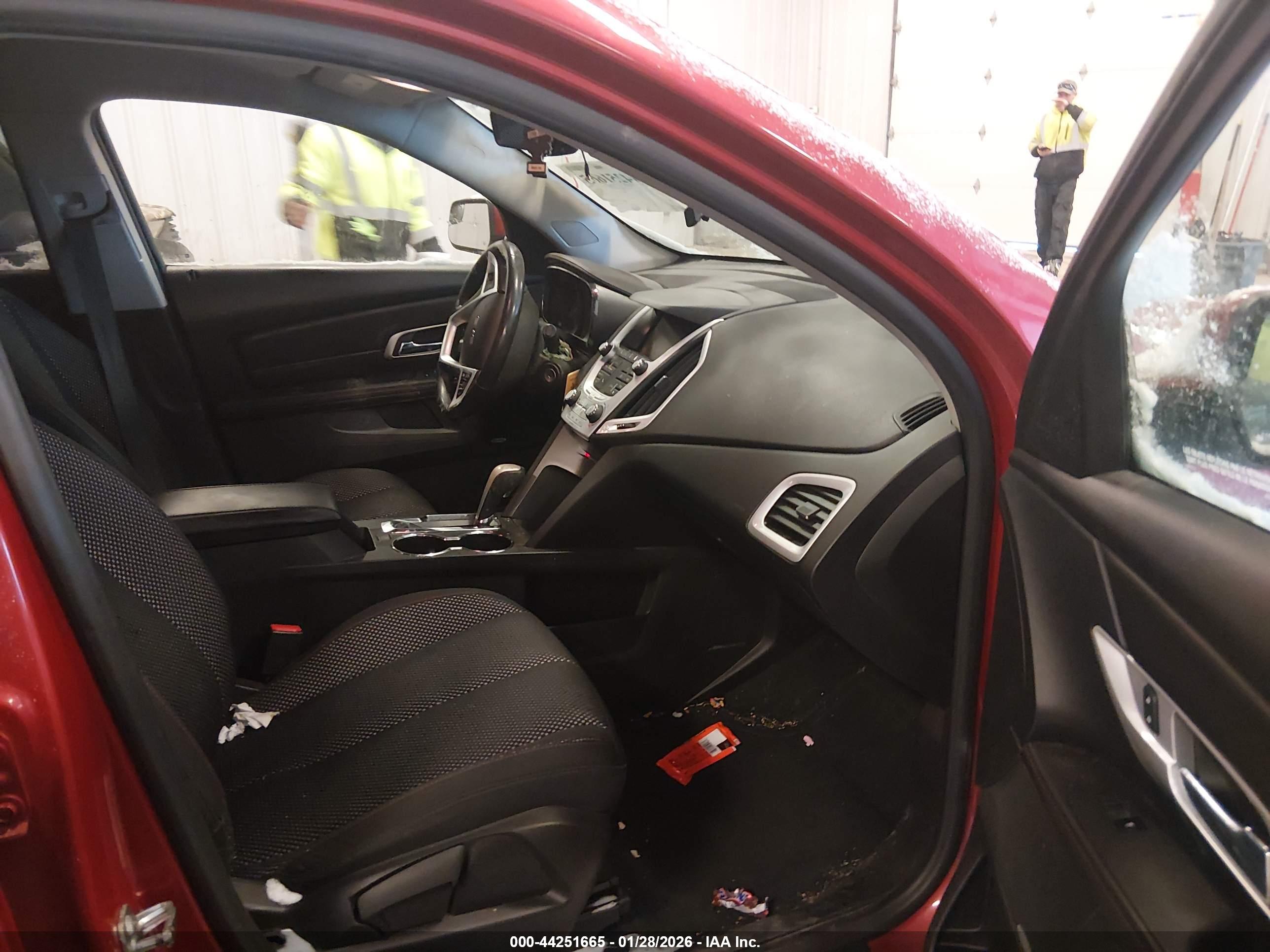 GMC TERRAIN image 5