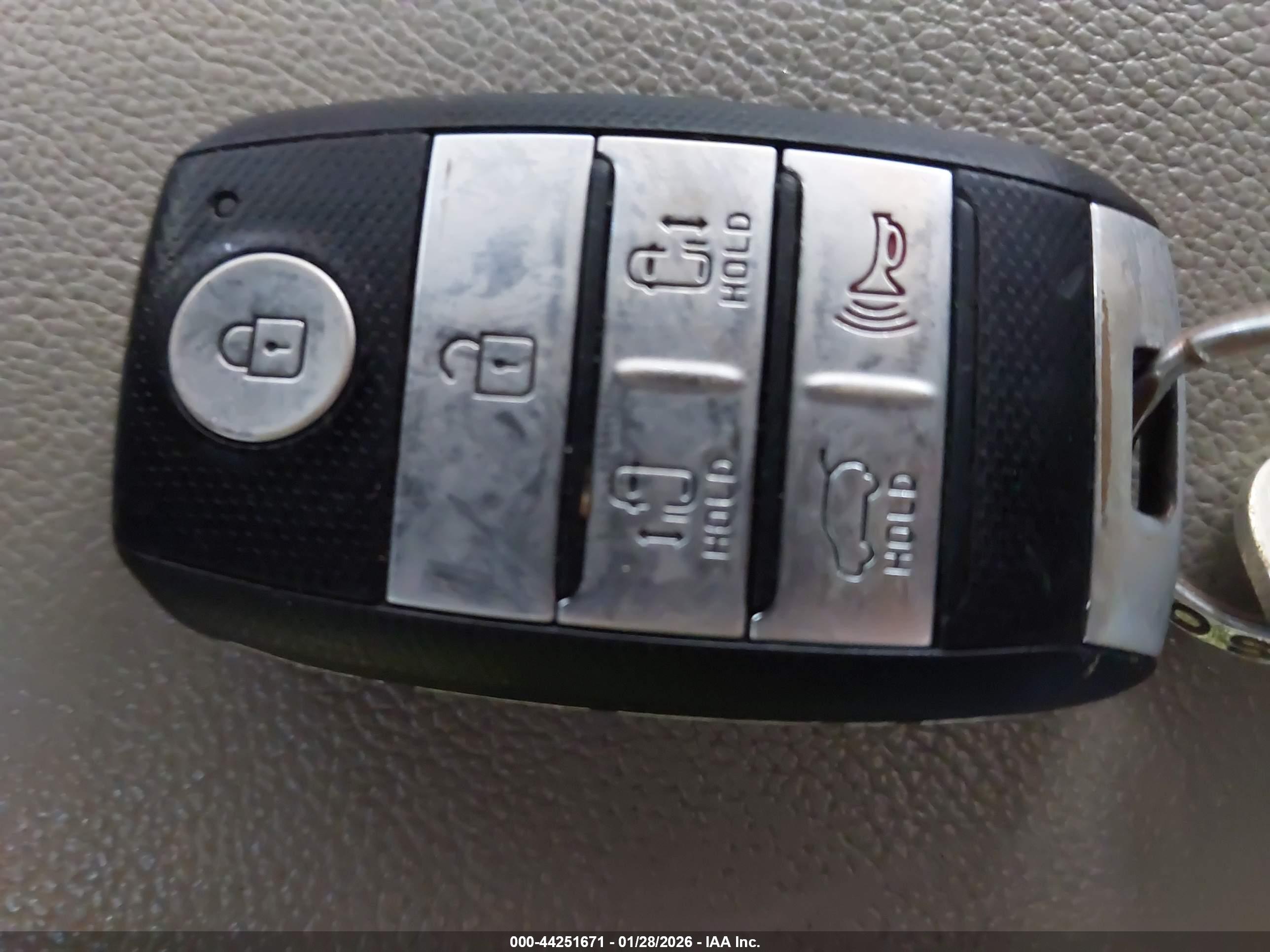 KIA SEDONA image 11