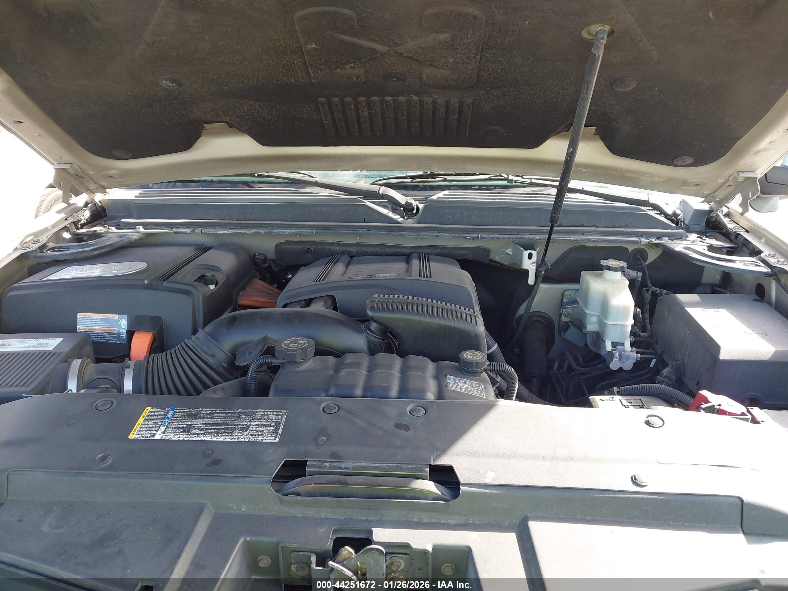 CHEVROLET TAHOE image 10