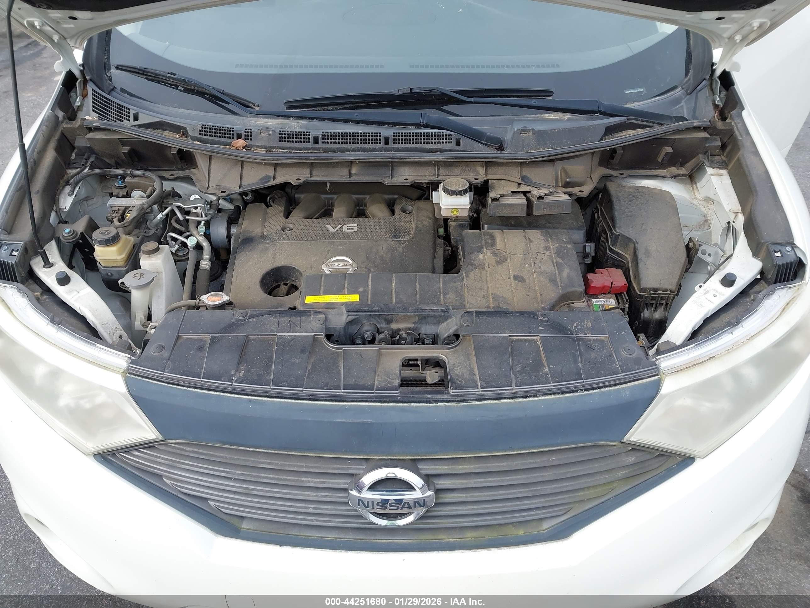 NISSAN QUEST image 10
