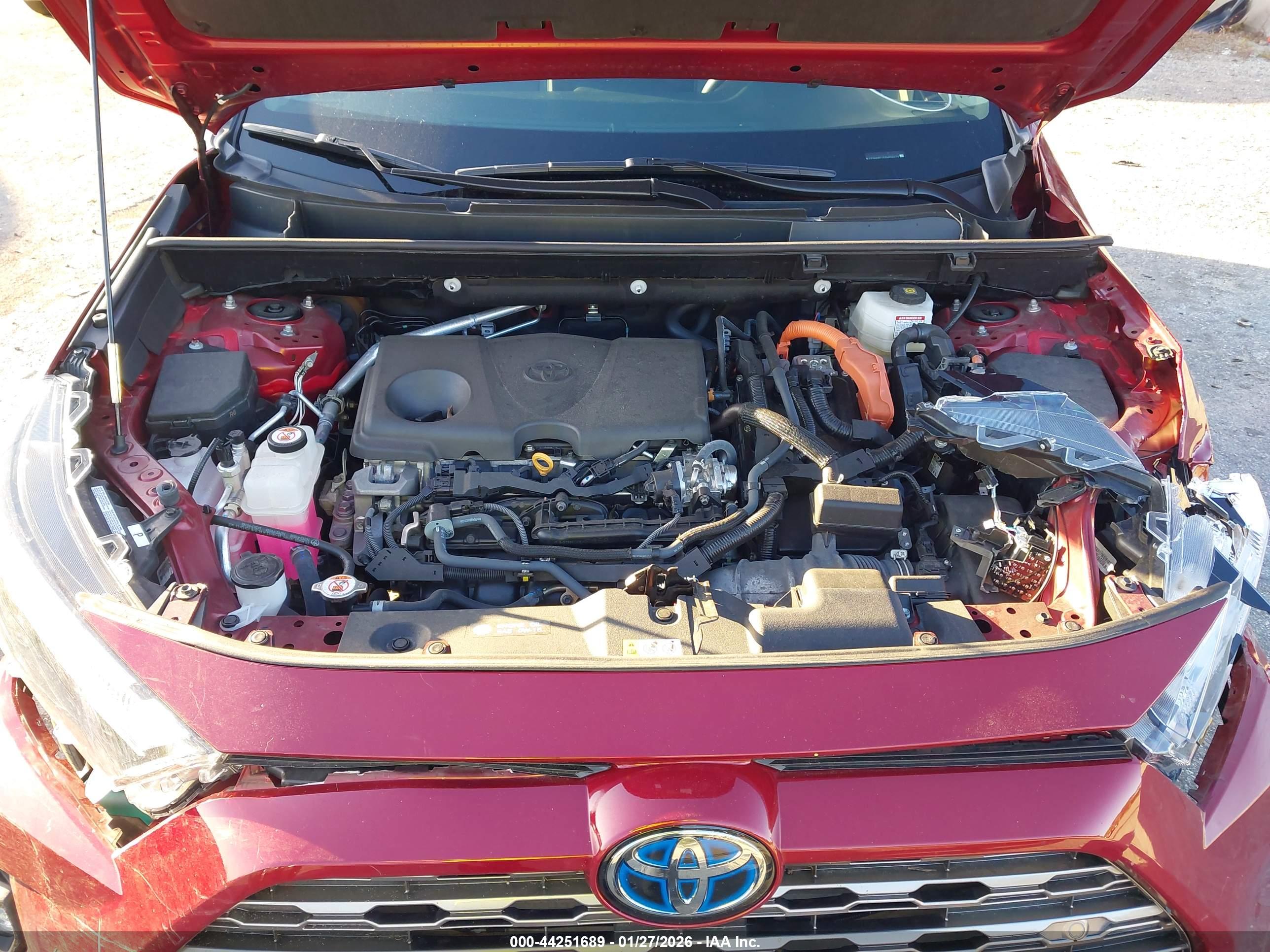 TOYOTA RAV4 image 10