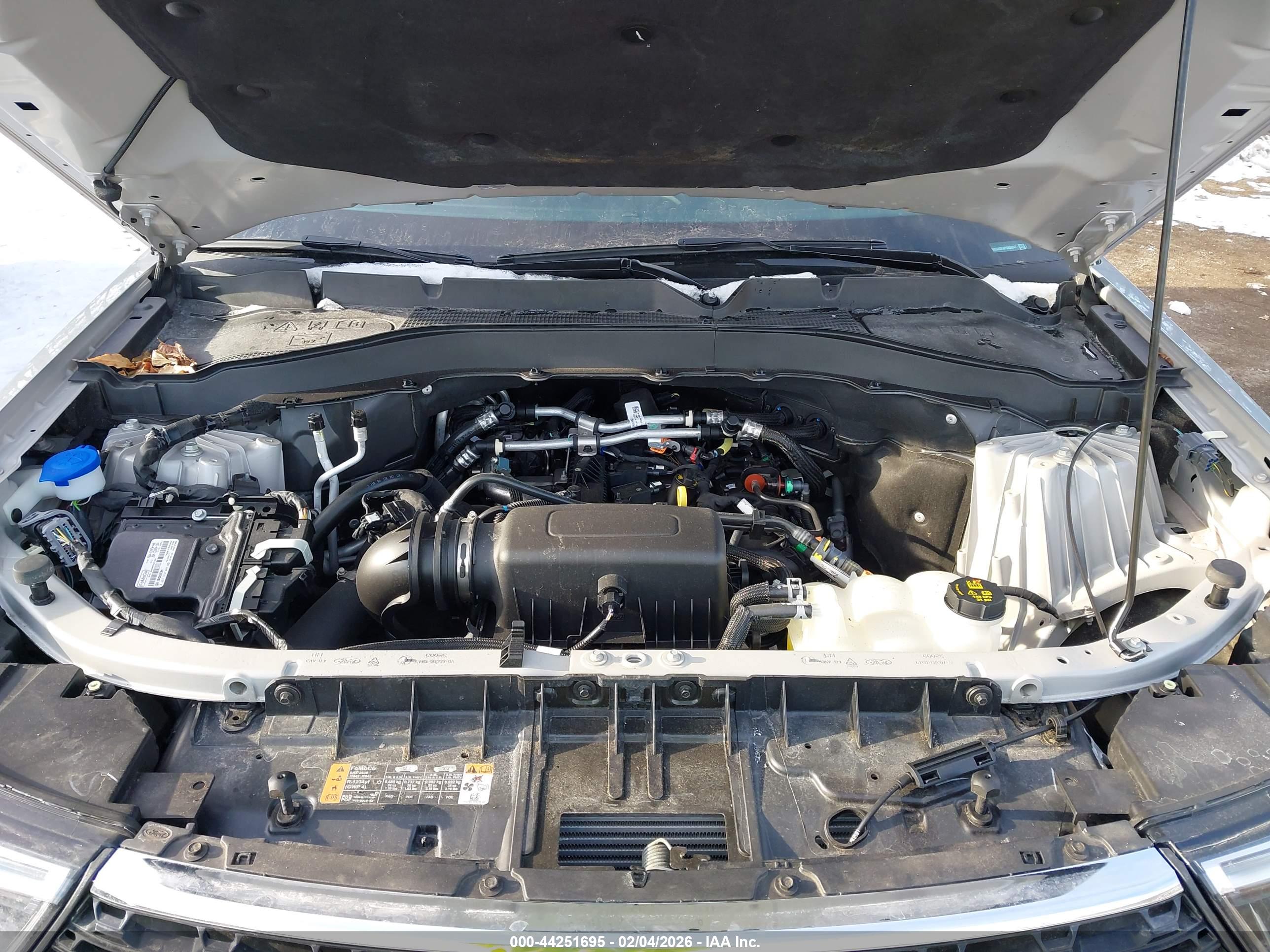 FORD EXPLORER image 10
