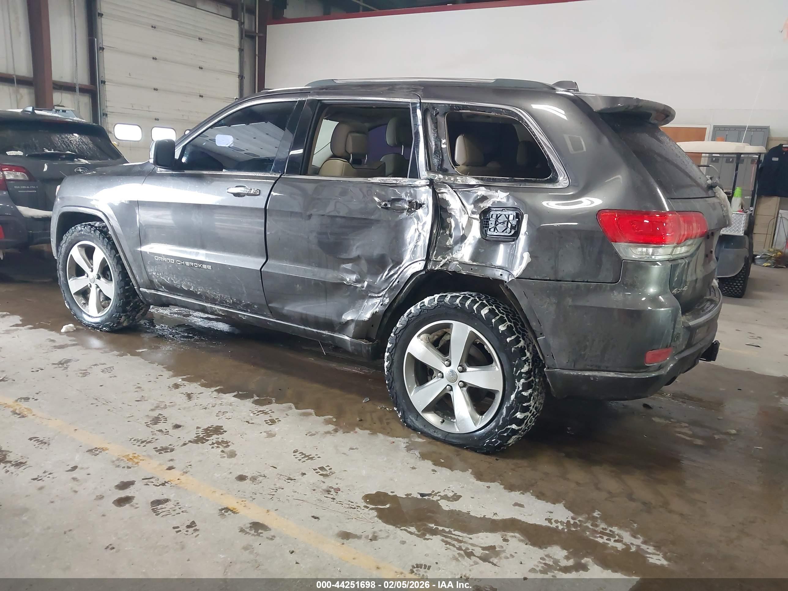 JEEP GRAND image 3