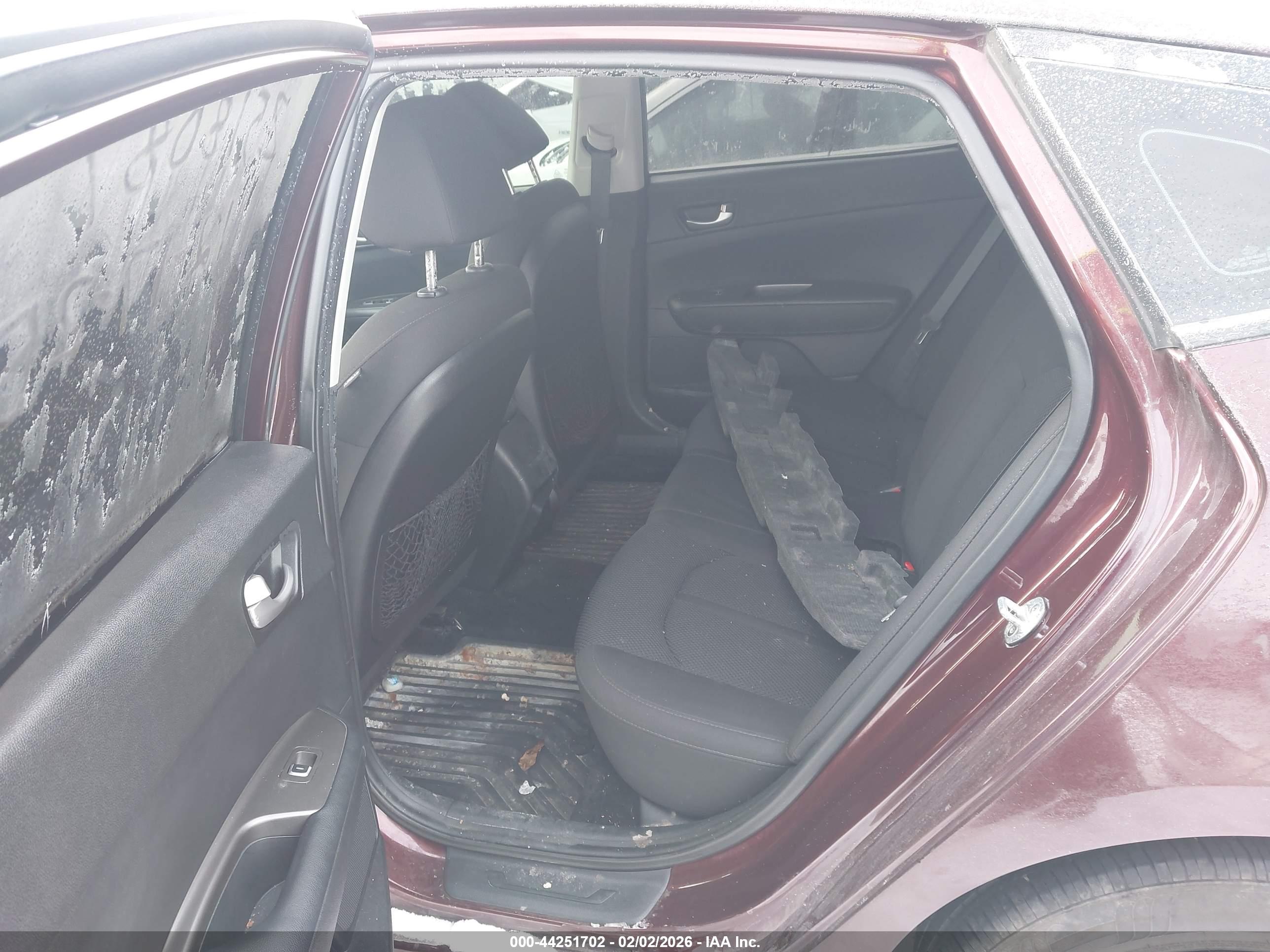 KIA OPTIMA image 8