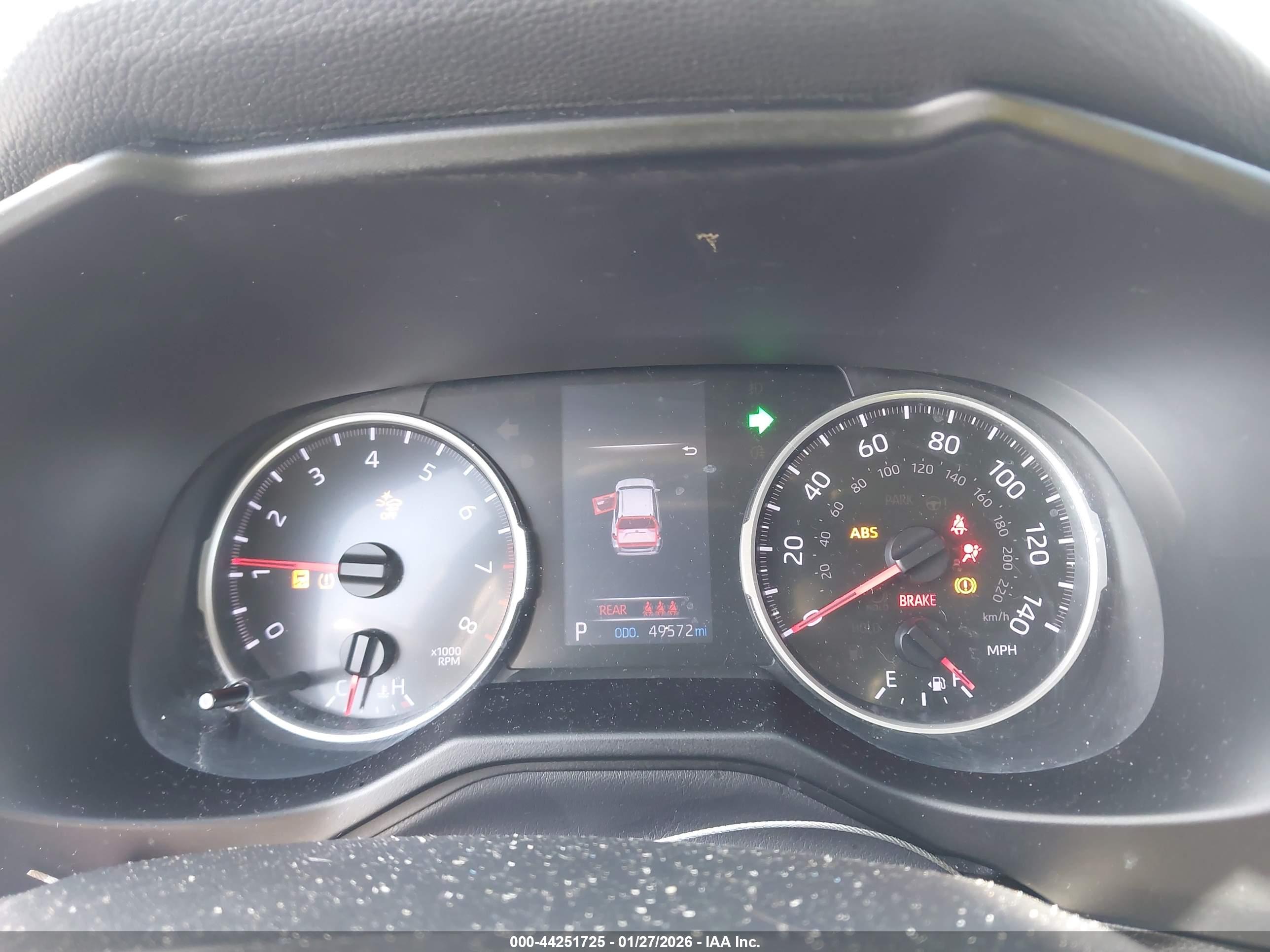 TOYOTA RAV4 image 7