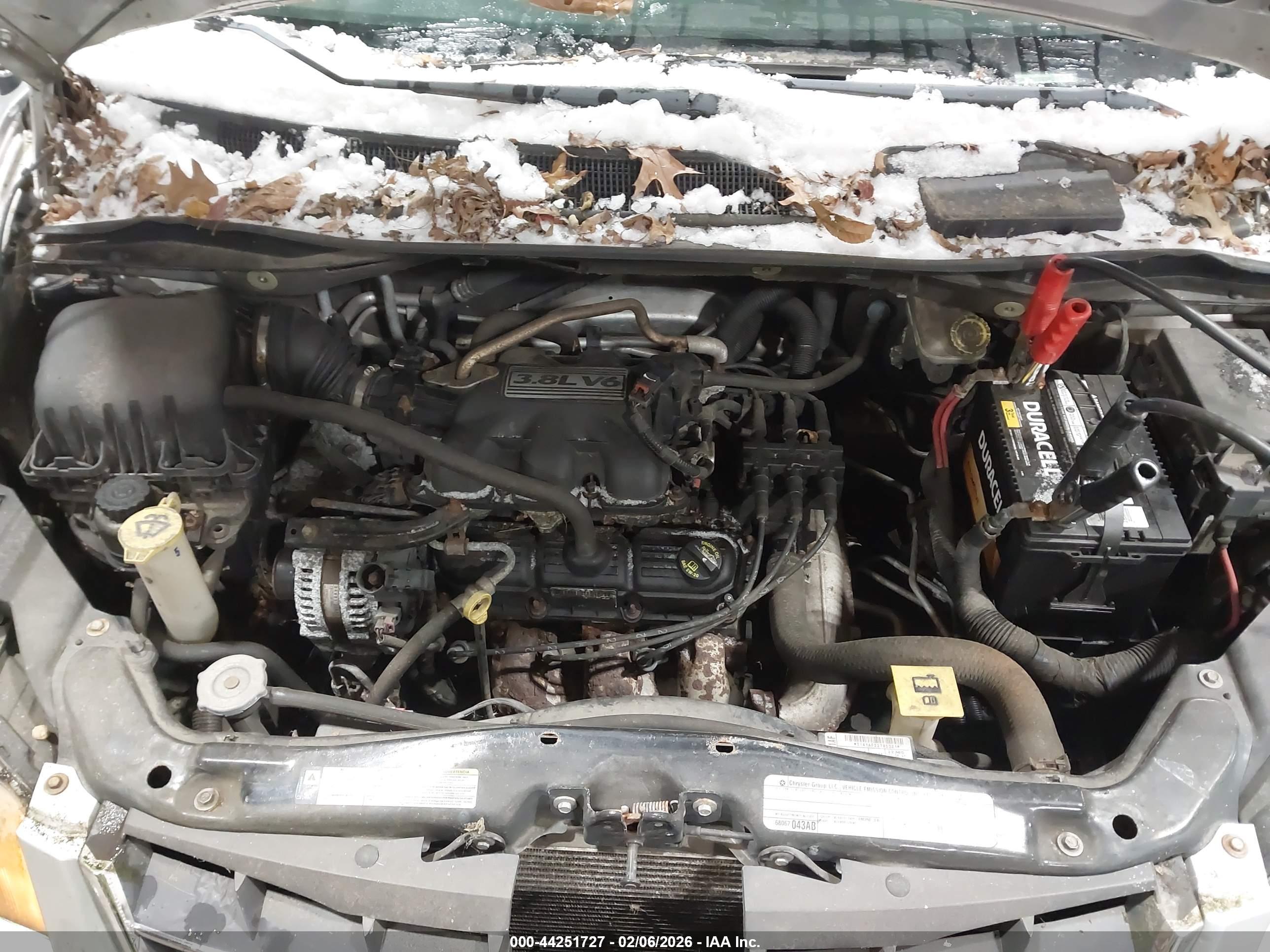 CHRYSLER TOWN image 10
