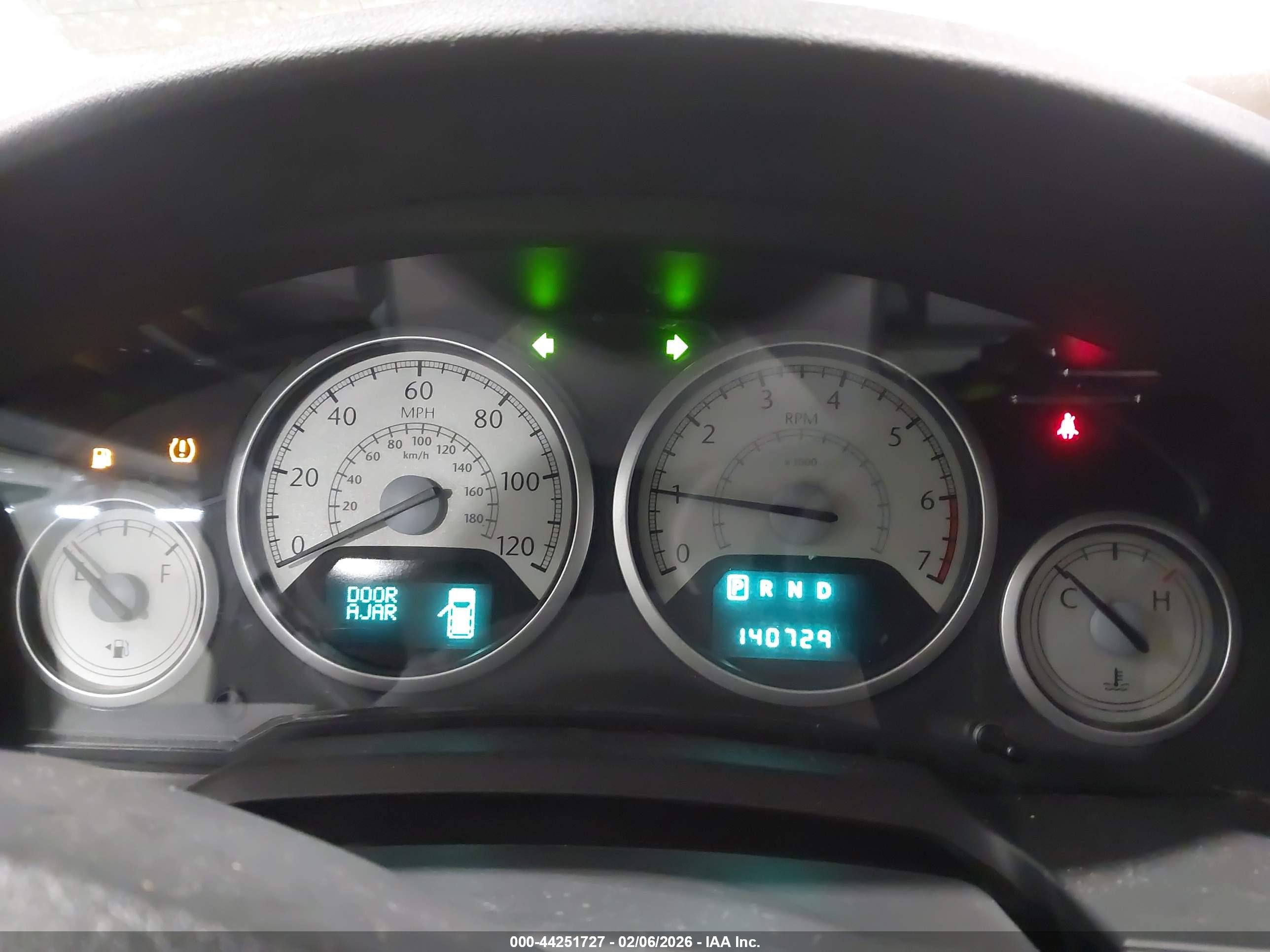 CHRYSLER TOWN image 7