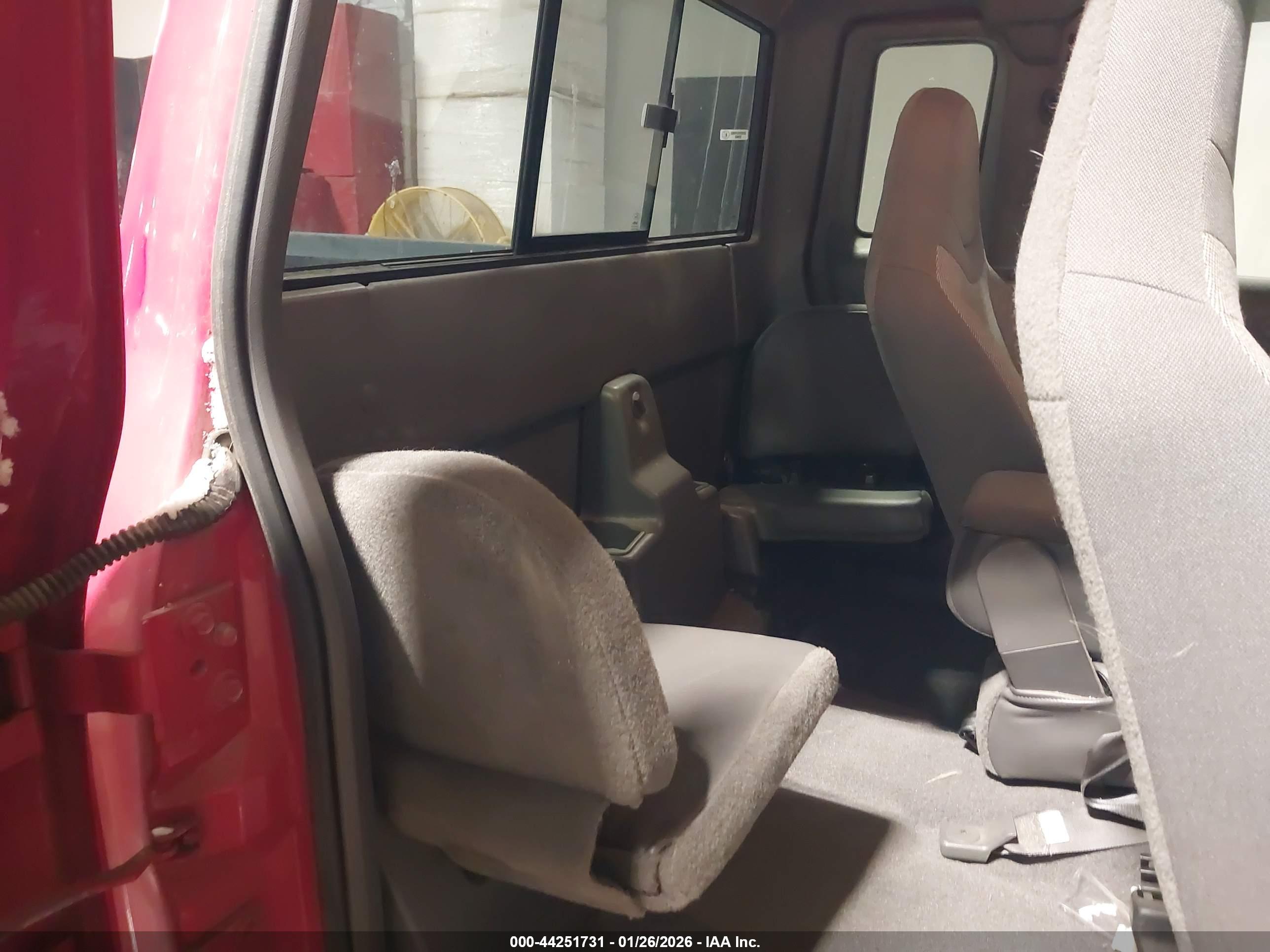 FORD RANGER image 8