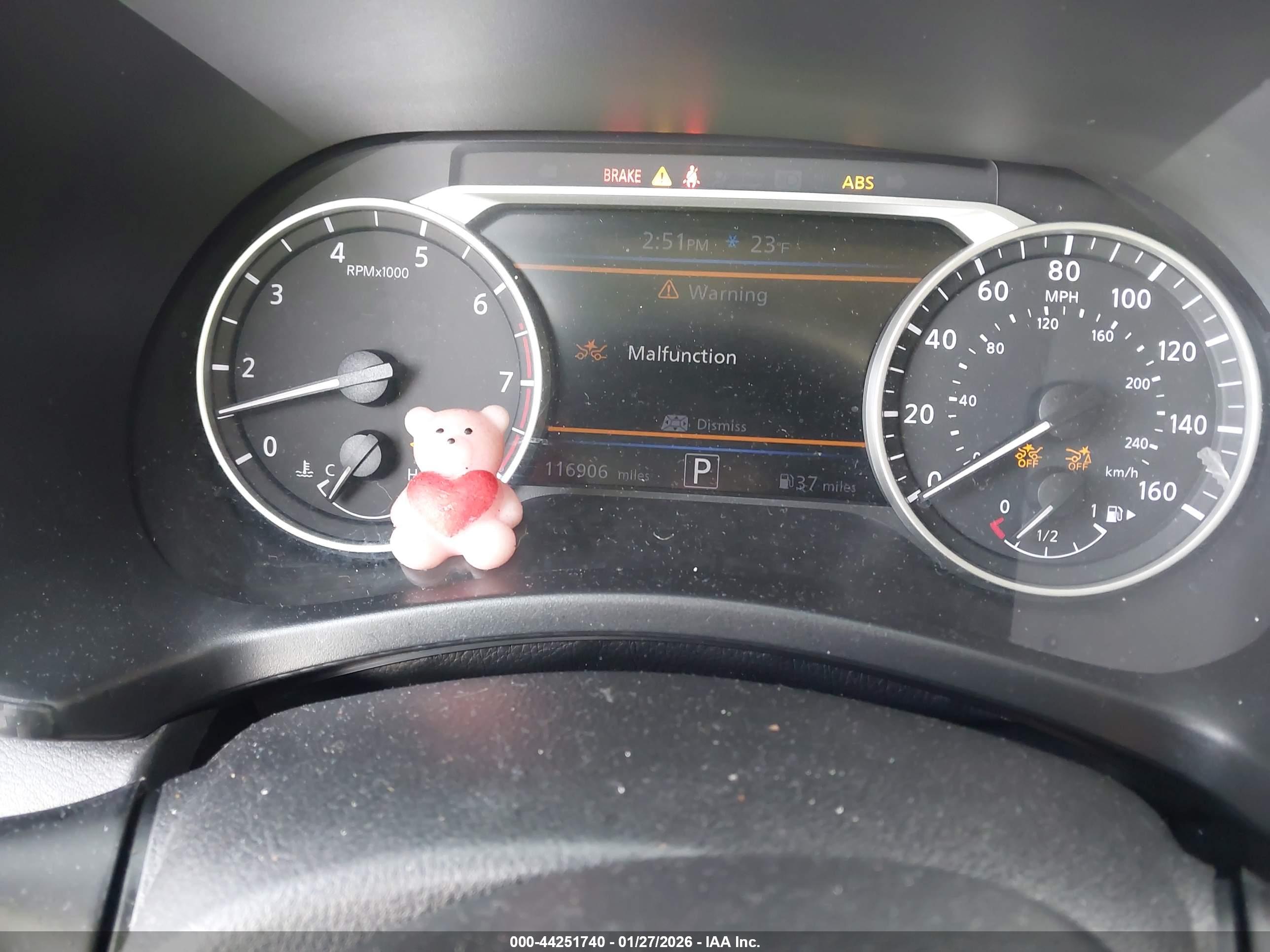 NISSAN SENTRA image 7