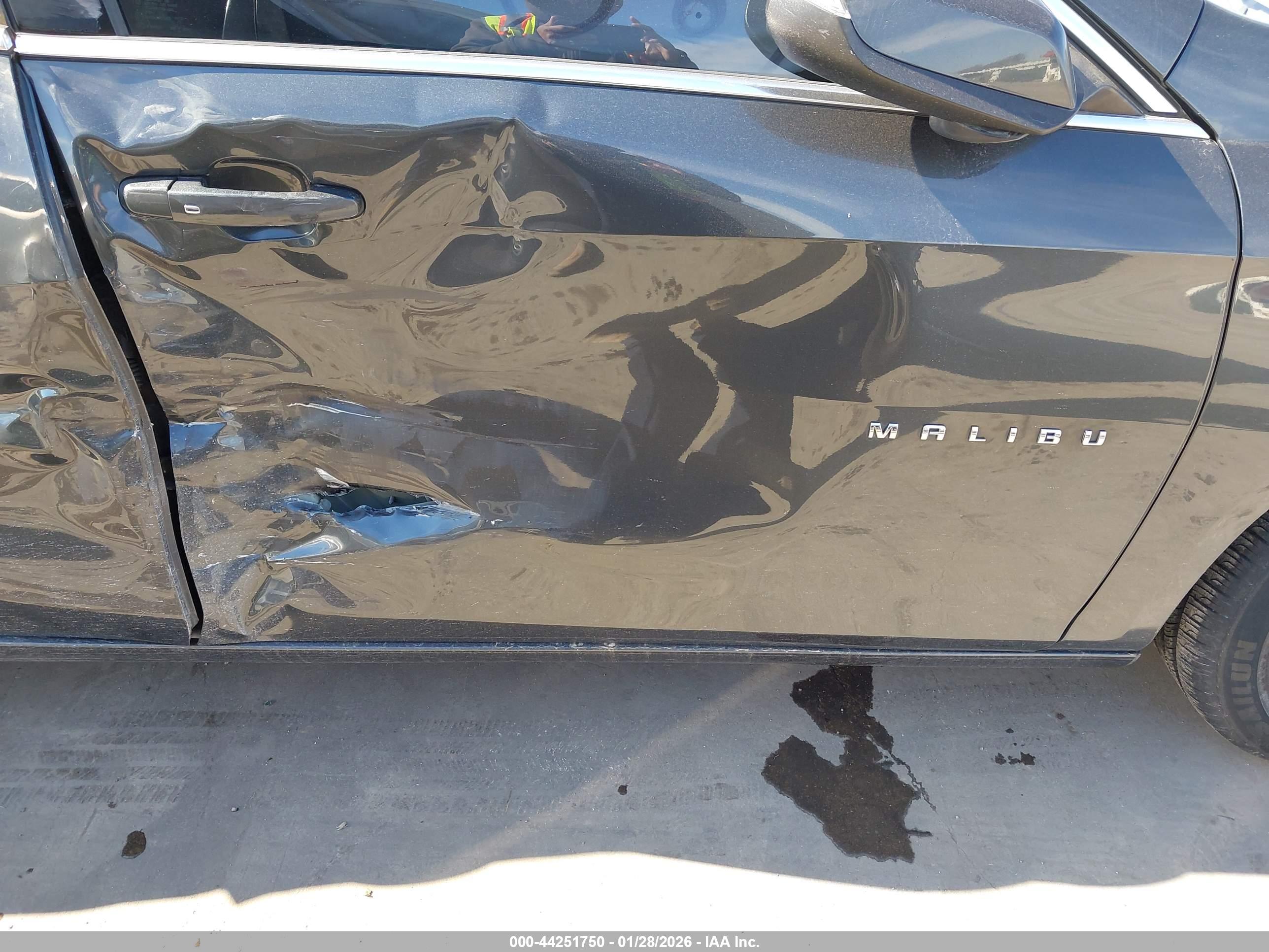 CHEVROLET MALIBU image 6
