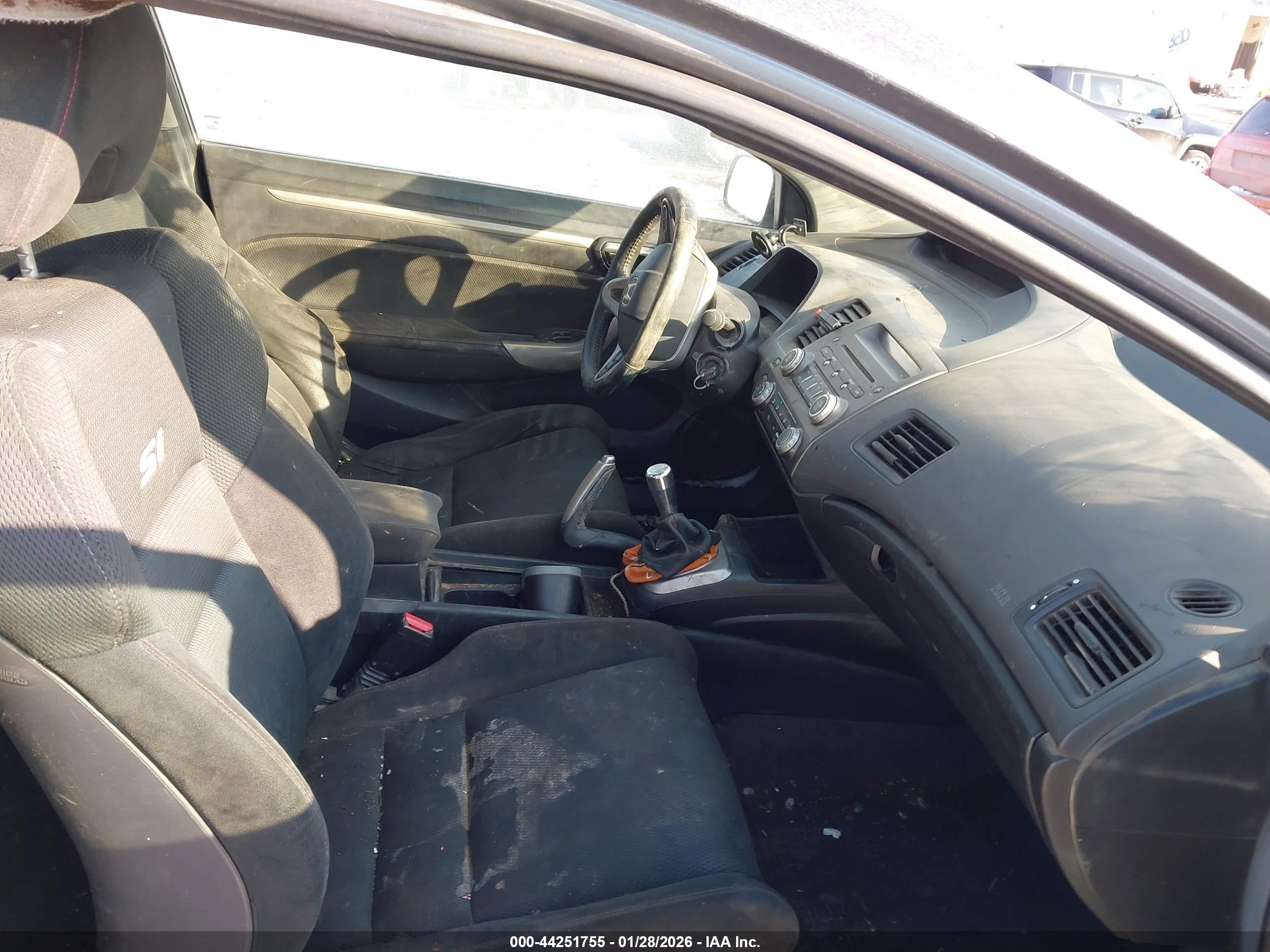 HONDA CIVIC image 5