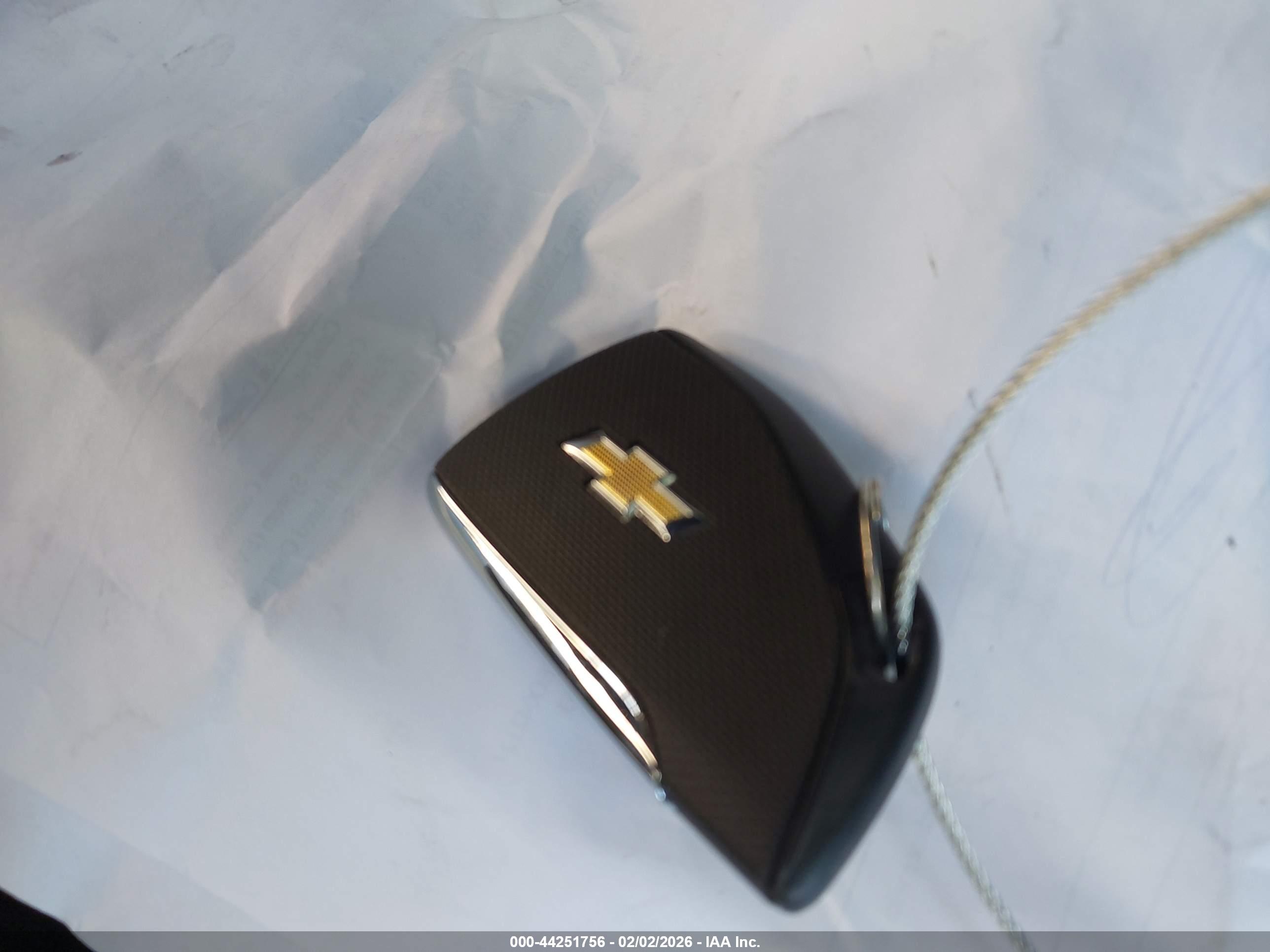 CHEVROLET EQUINOX image 11