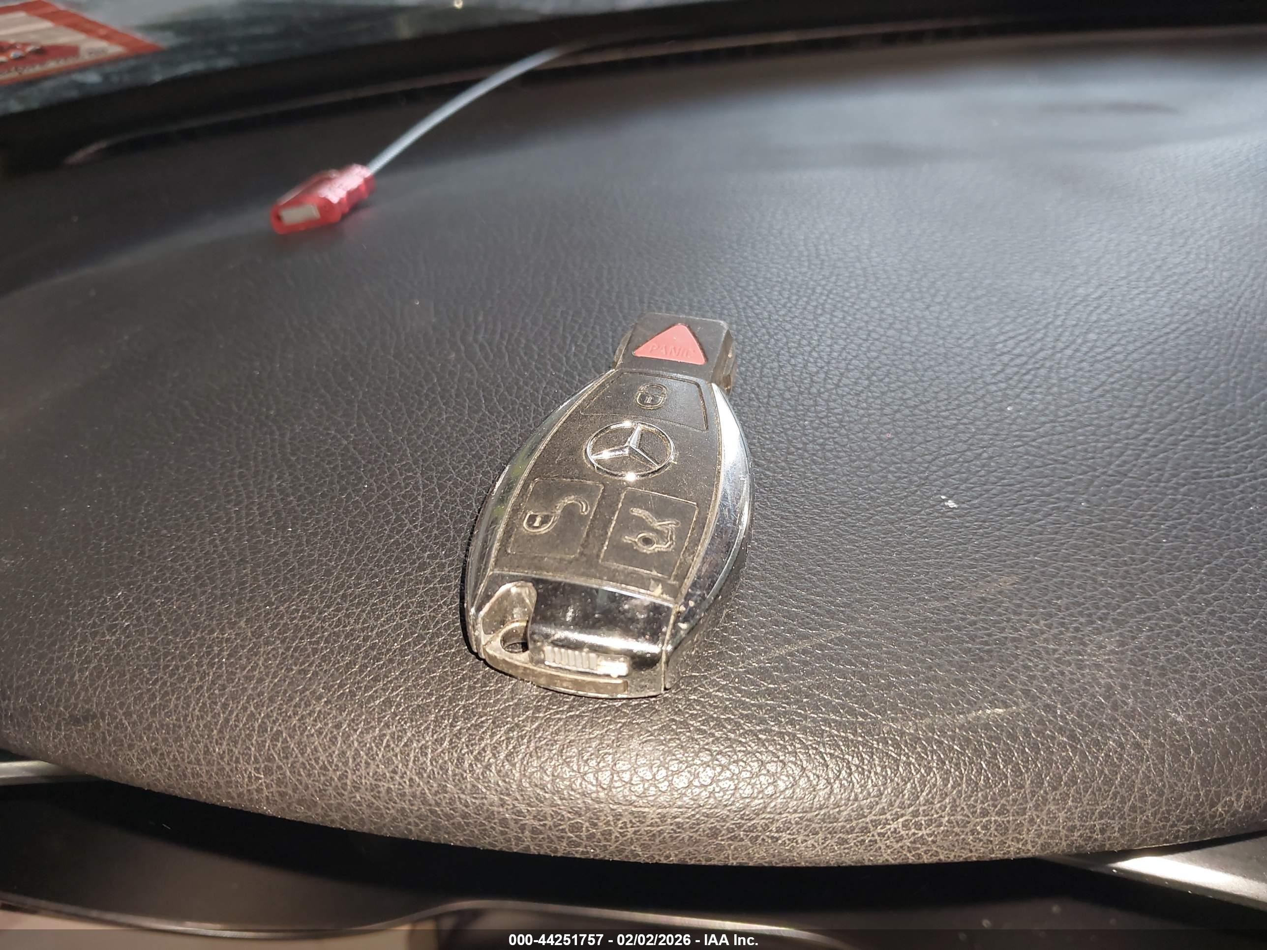 MERCEDES-BENZ C image 11