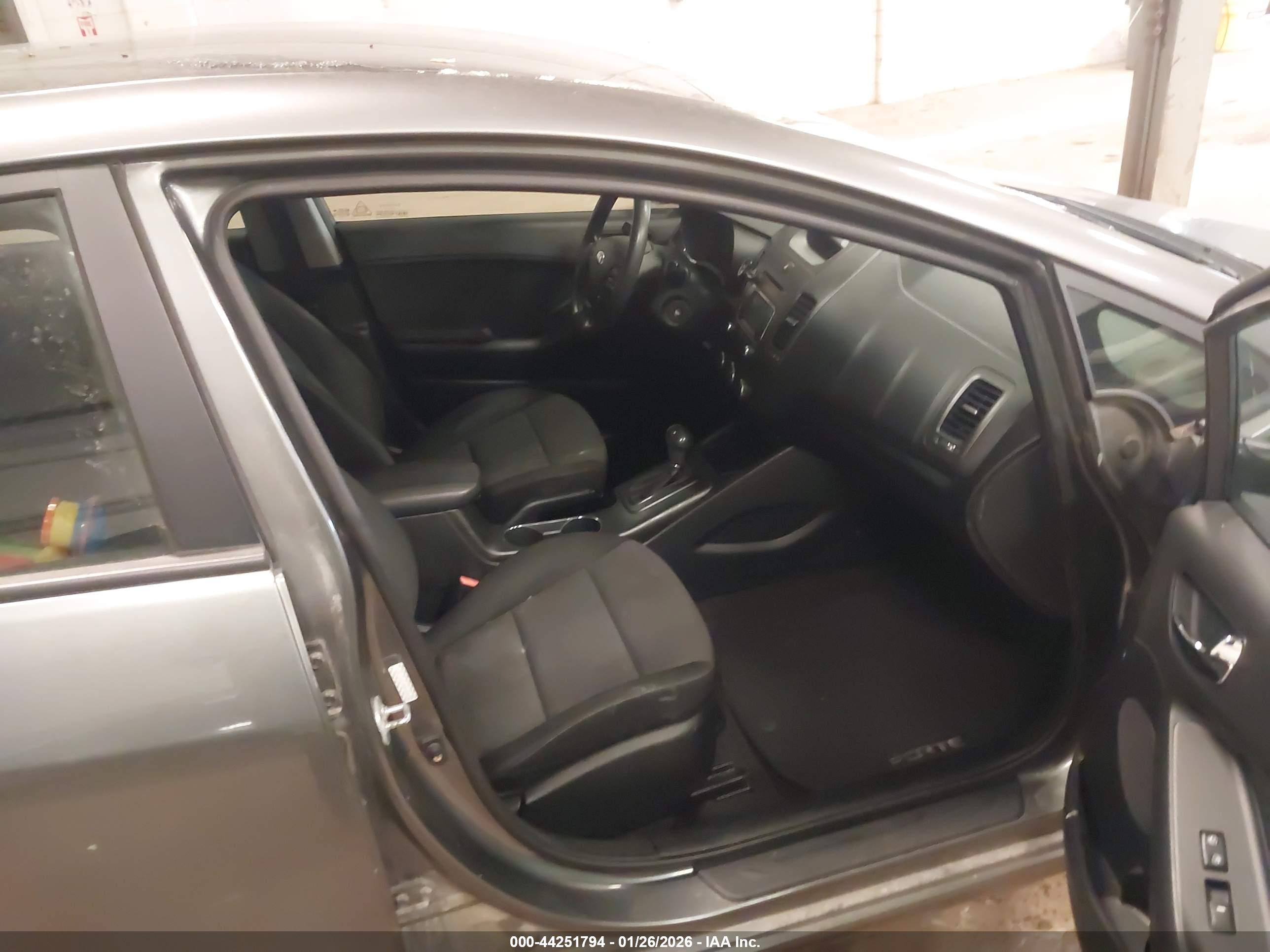 KIA FORTE image 5