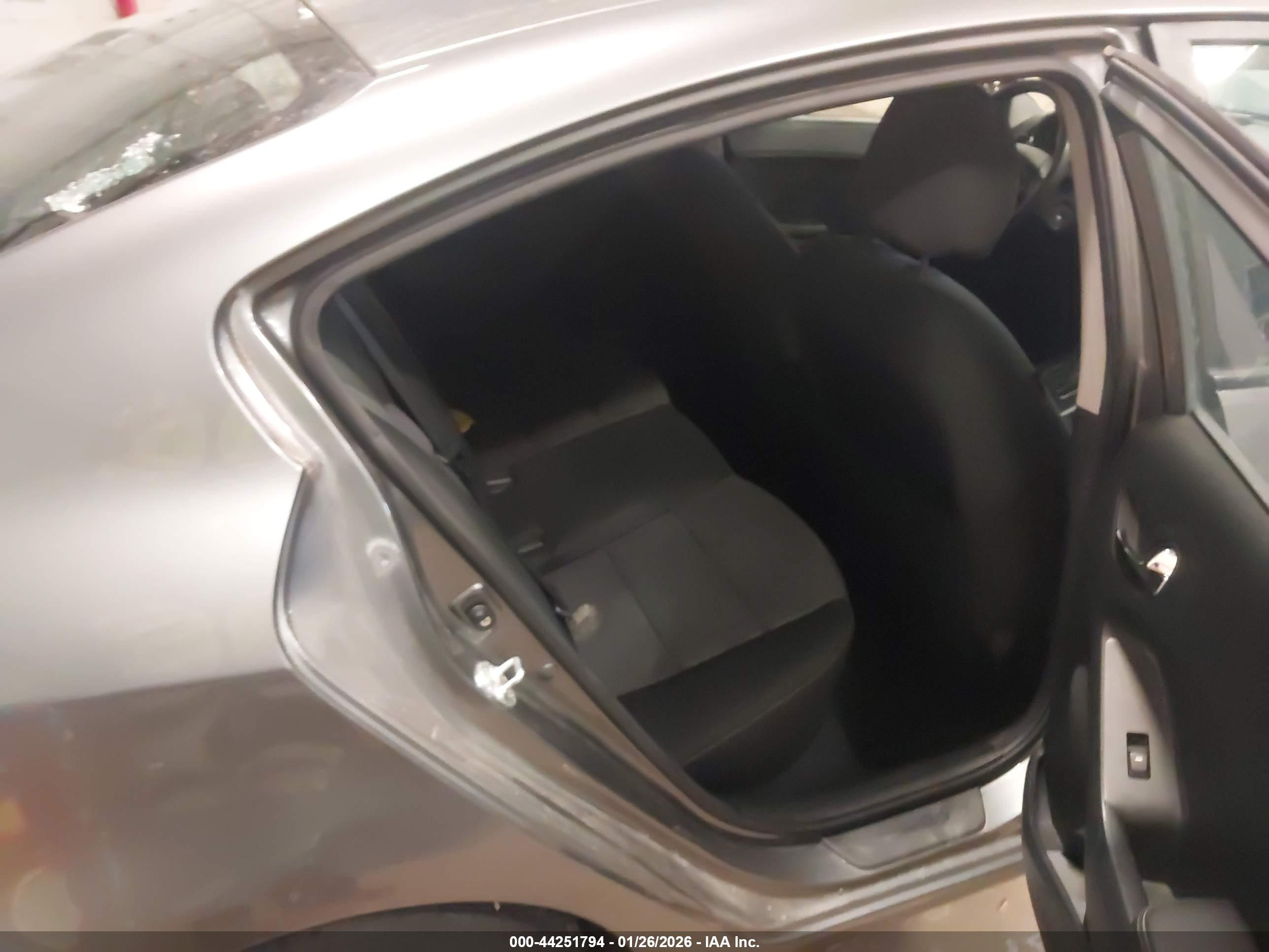 KIA FORTE image 8