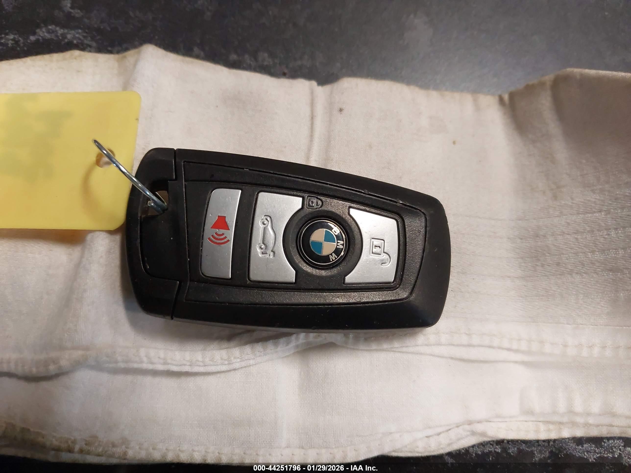 BMW 528I image 11