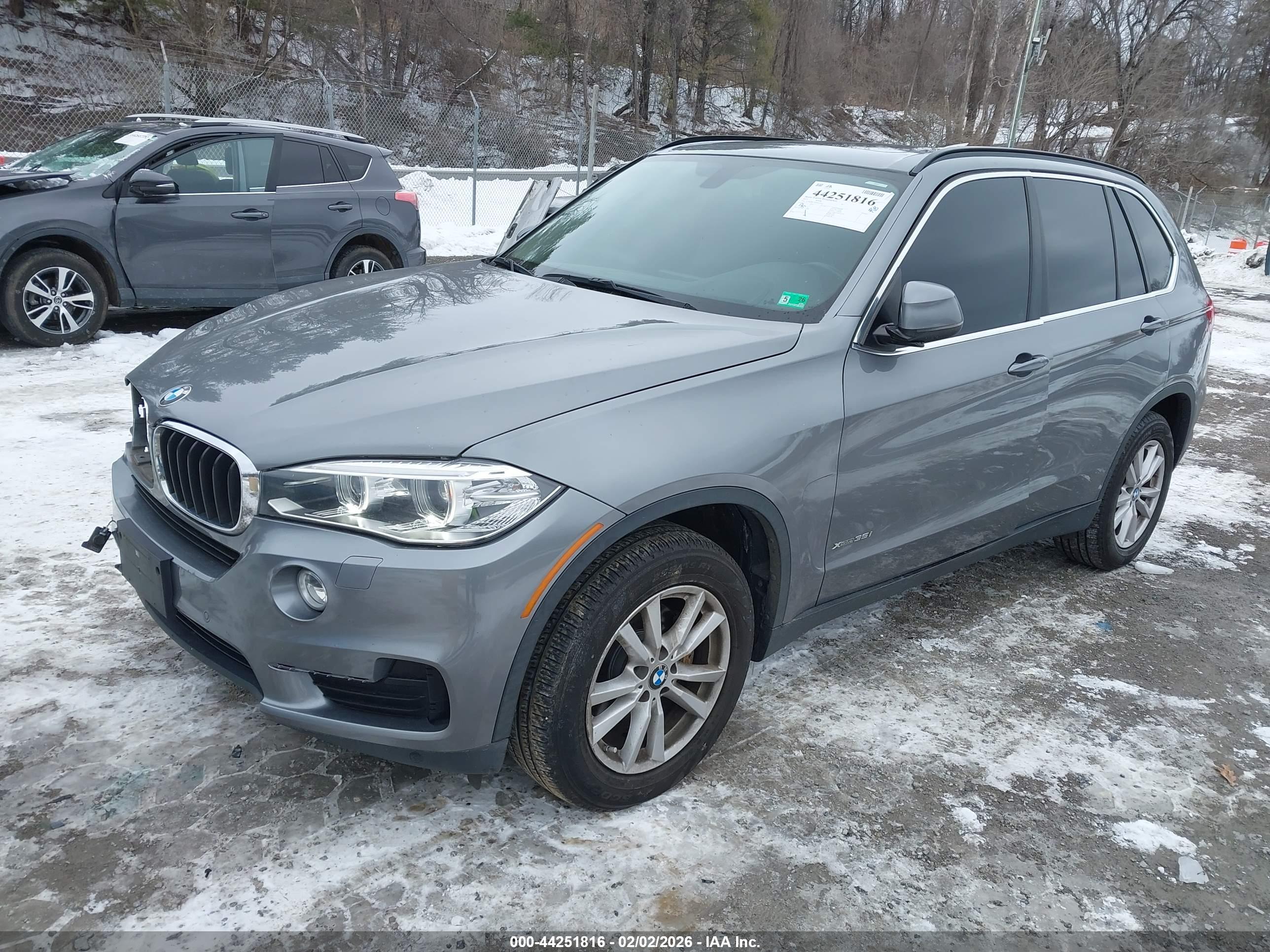 BMW X5 image 2