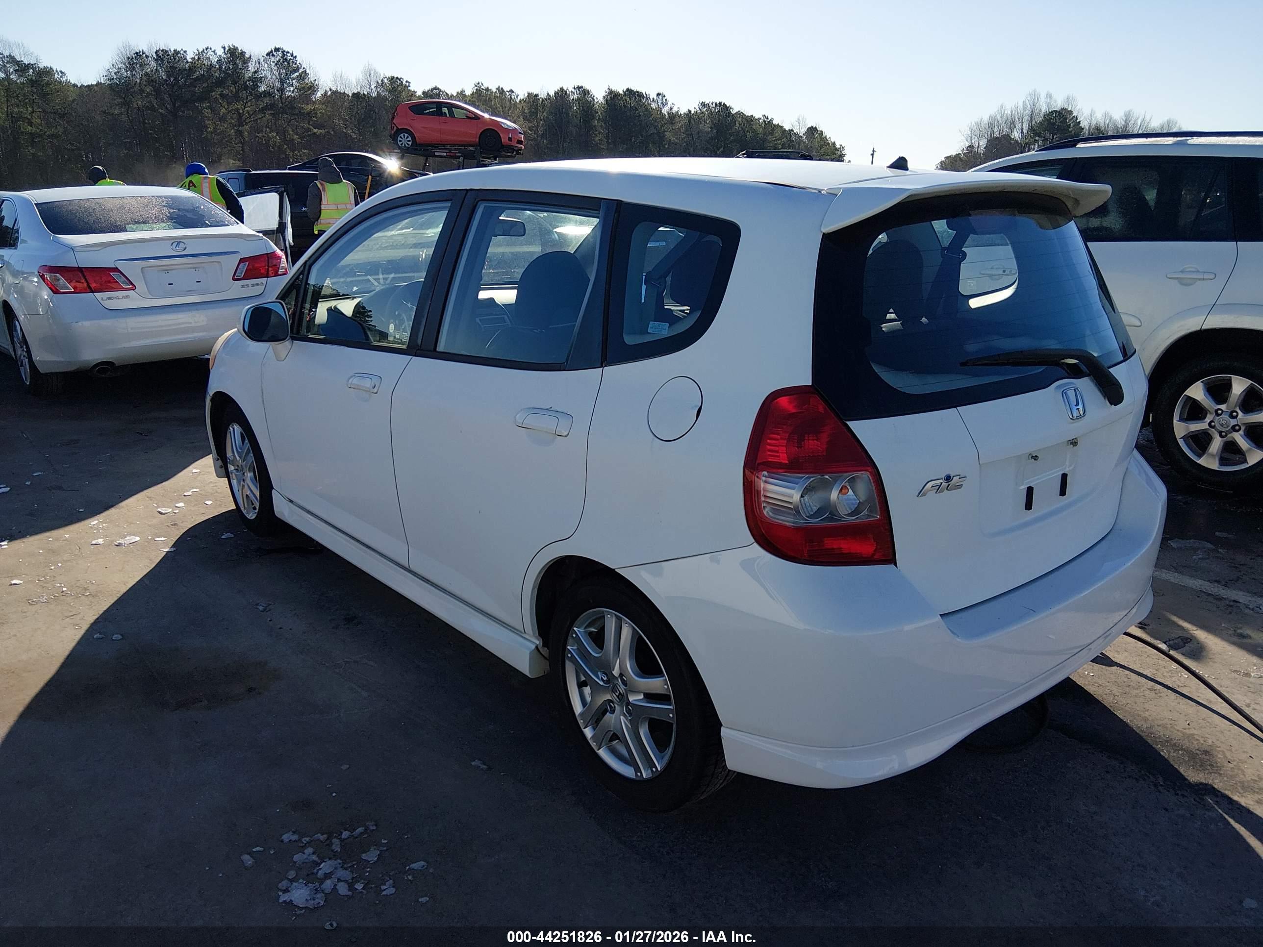 HONDA FIT image 3