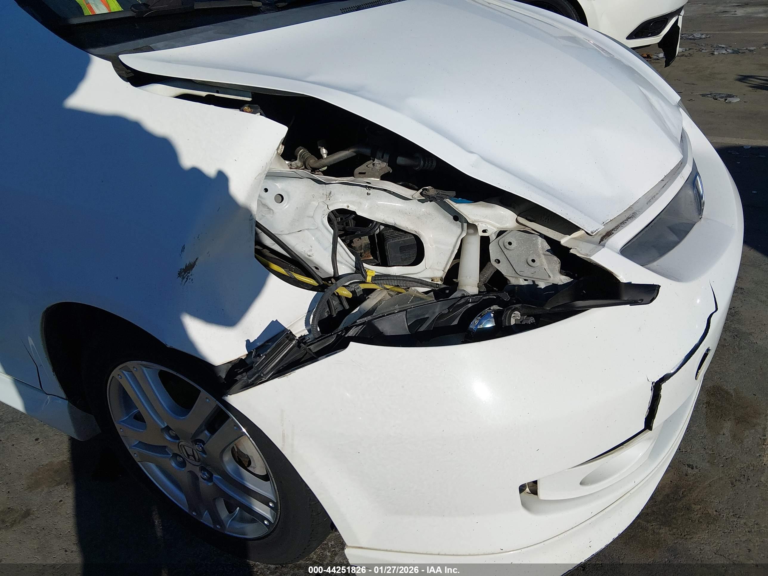 HONDA FIT image 6