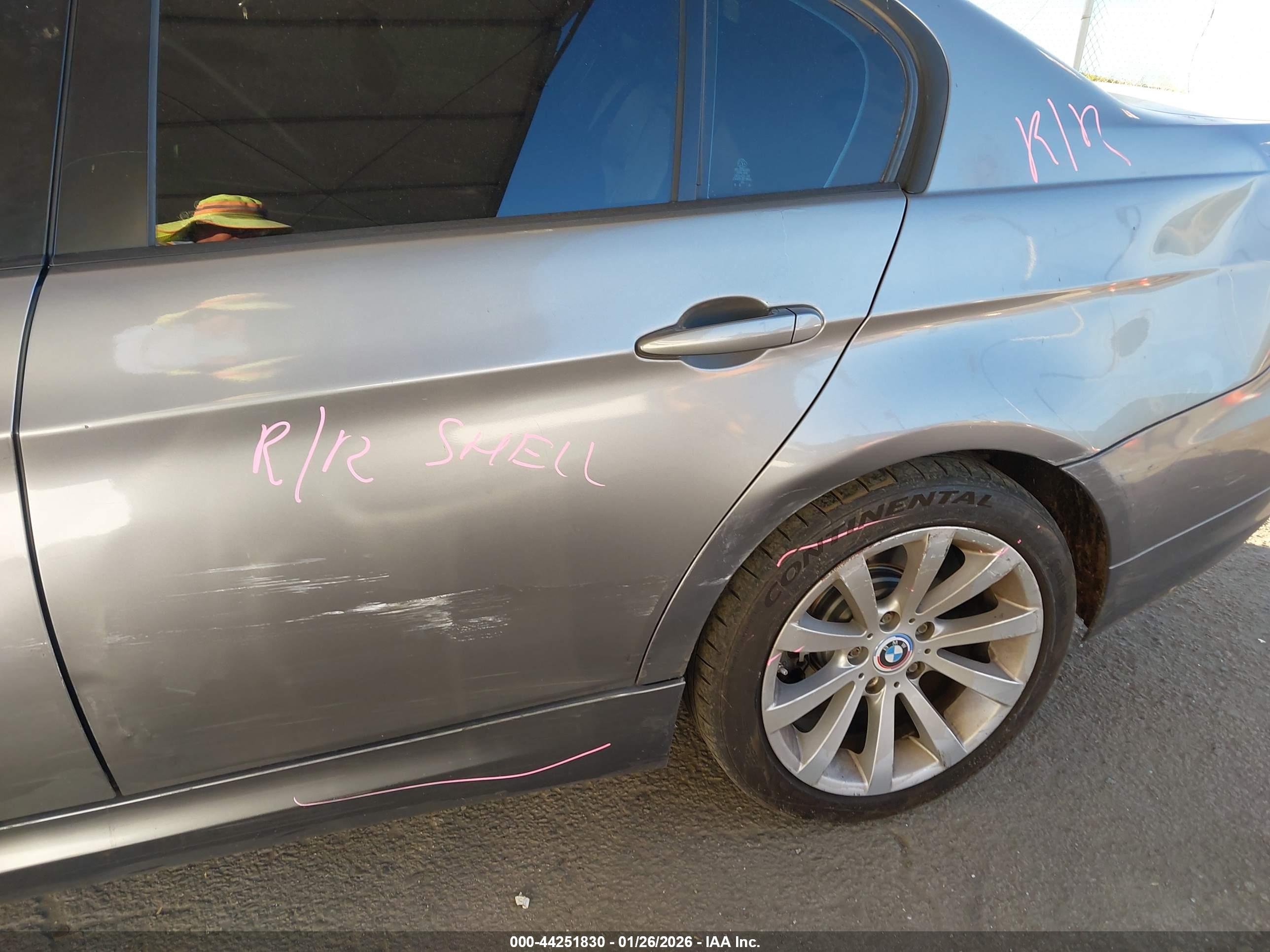 BMW 328I image 6