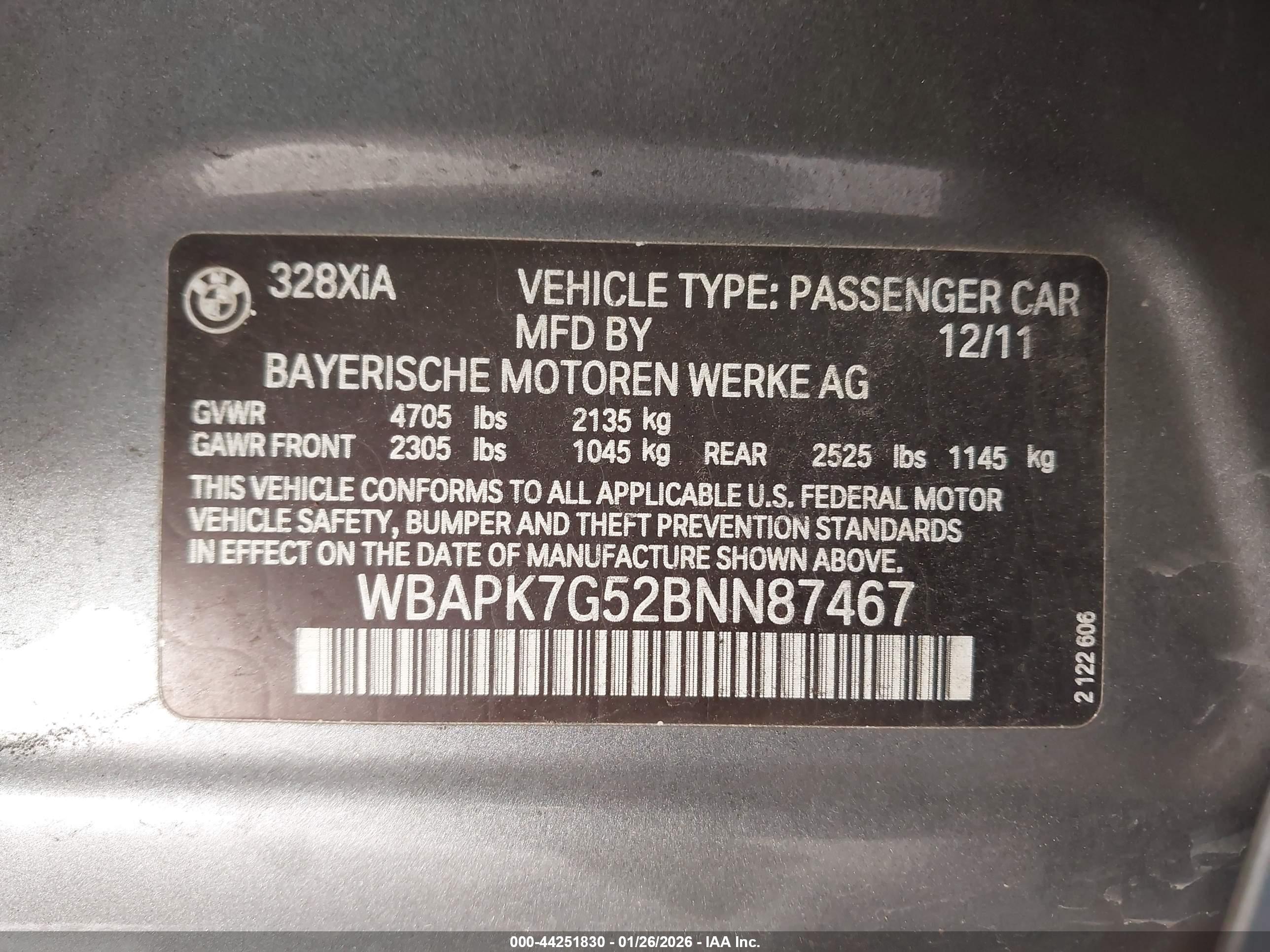 BMW 328I image 9