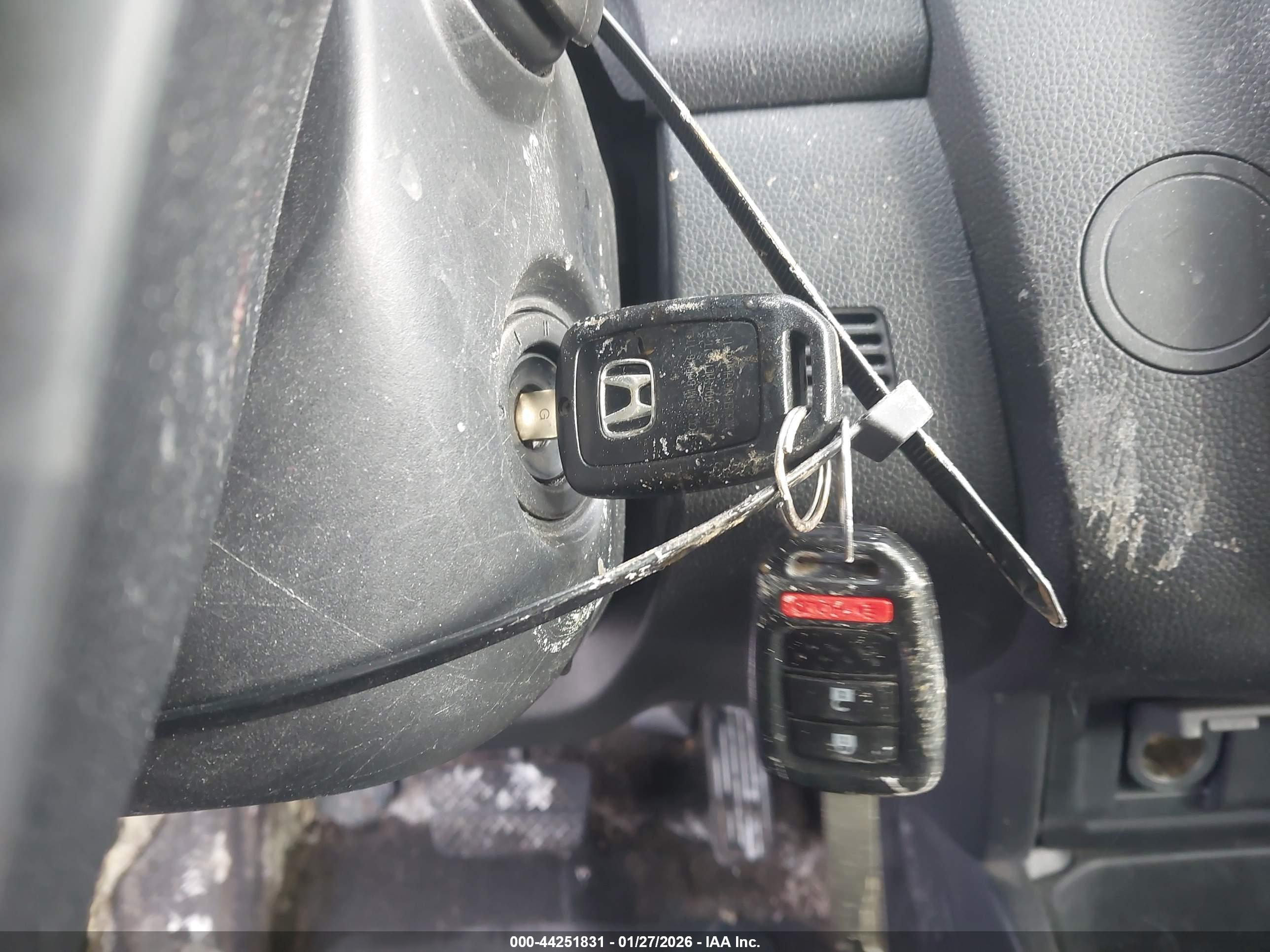 HONDA FIT image 11
