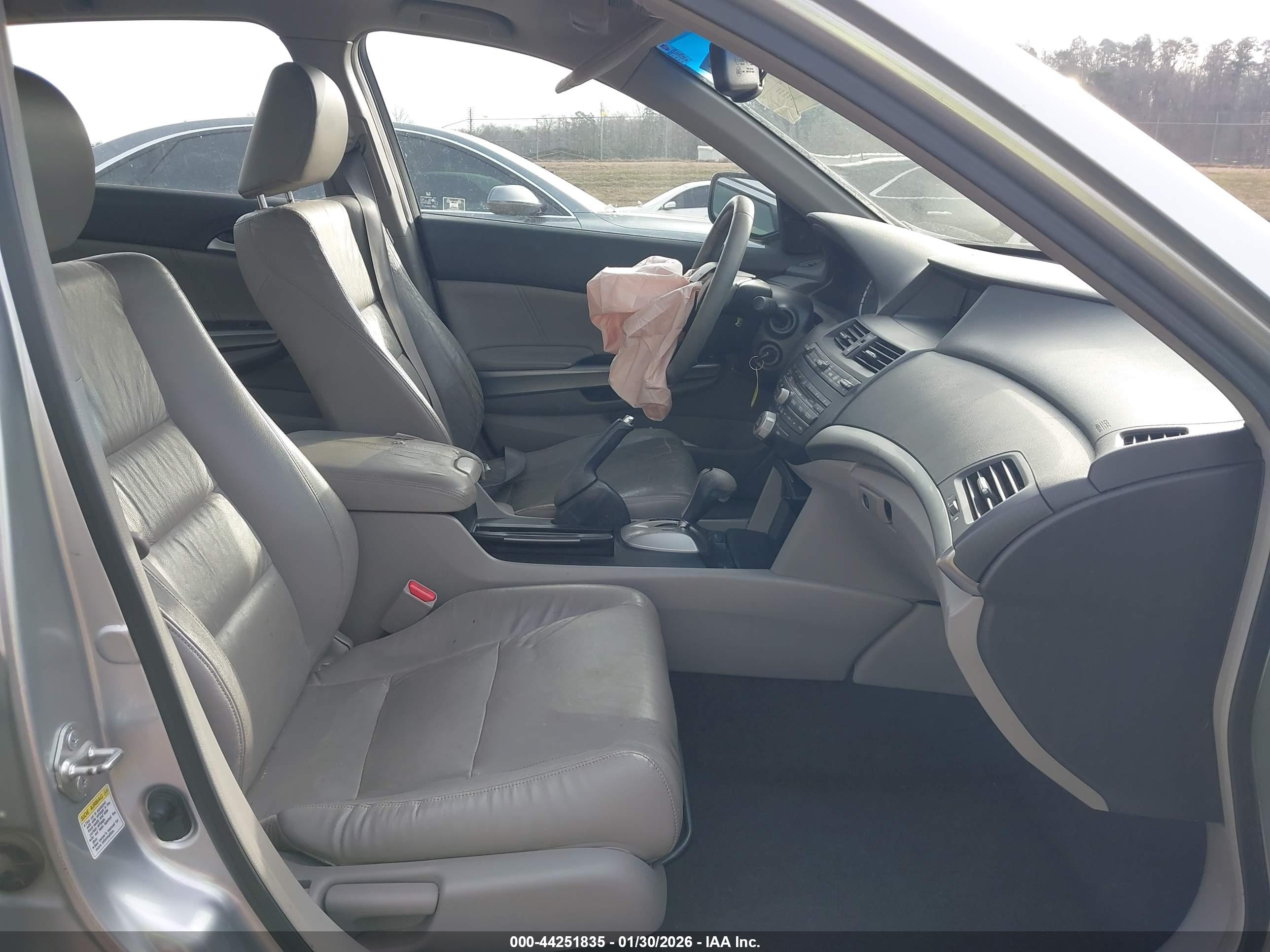 HONDA ACCORD image 5