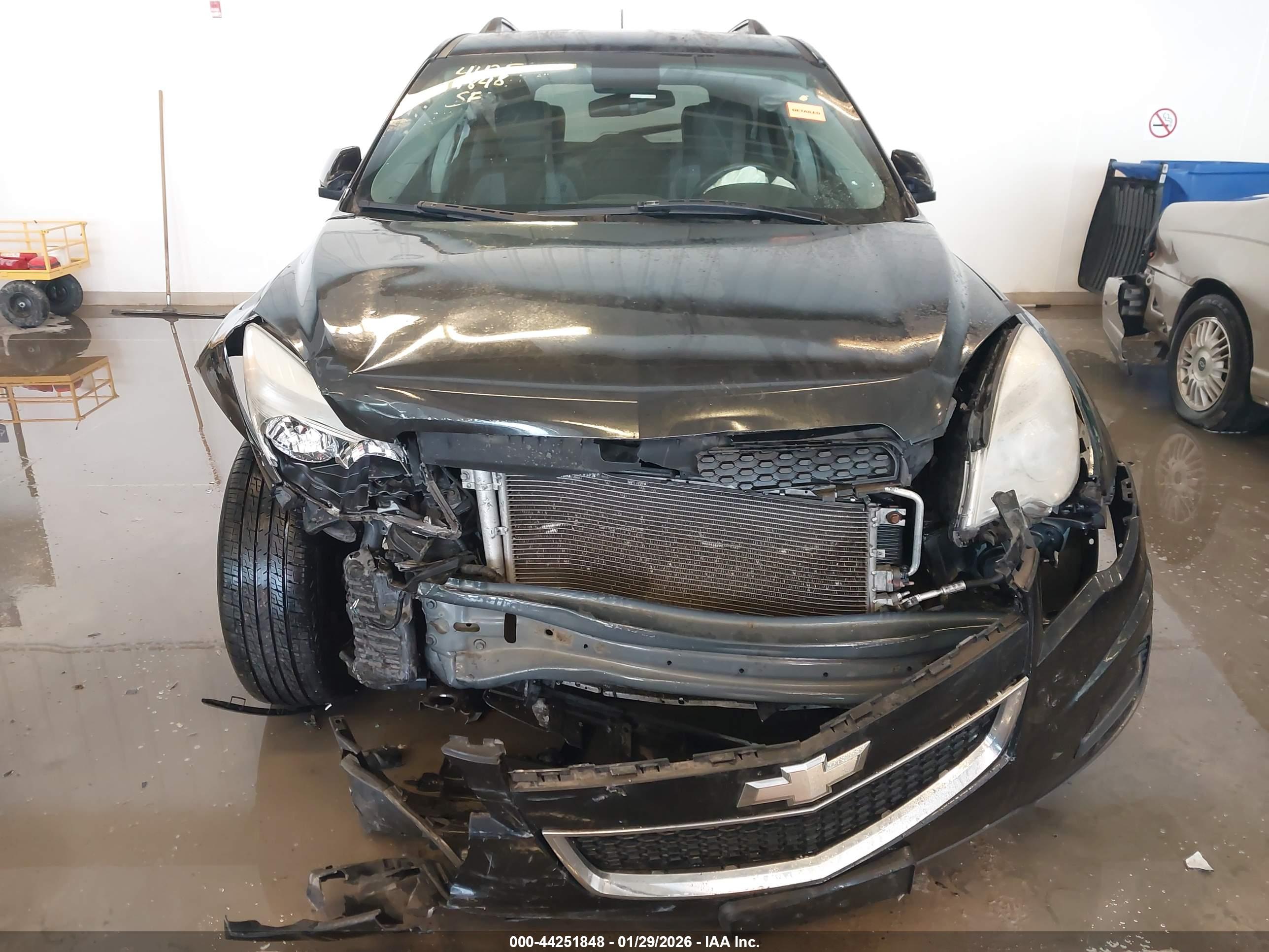 CHEVROLET EQUINOX image 6