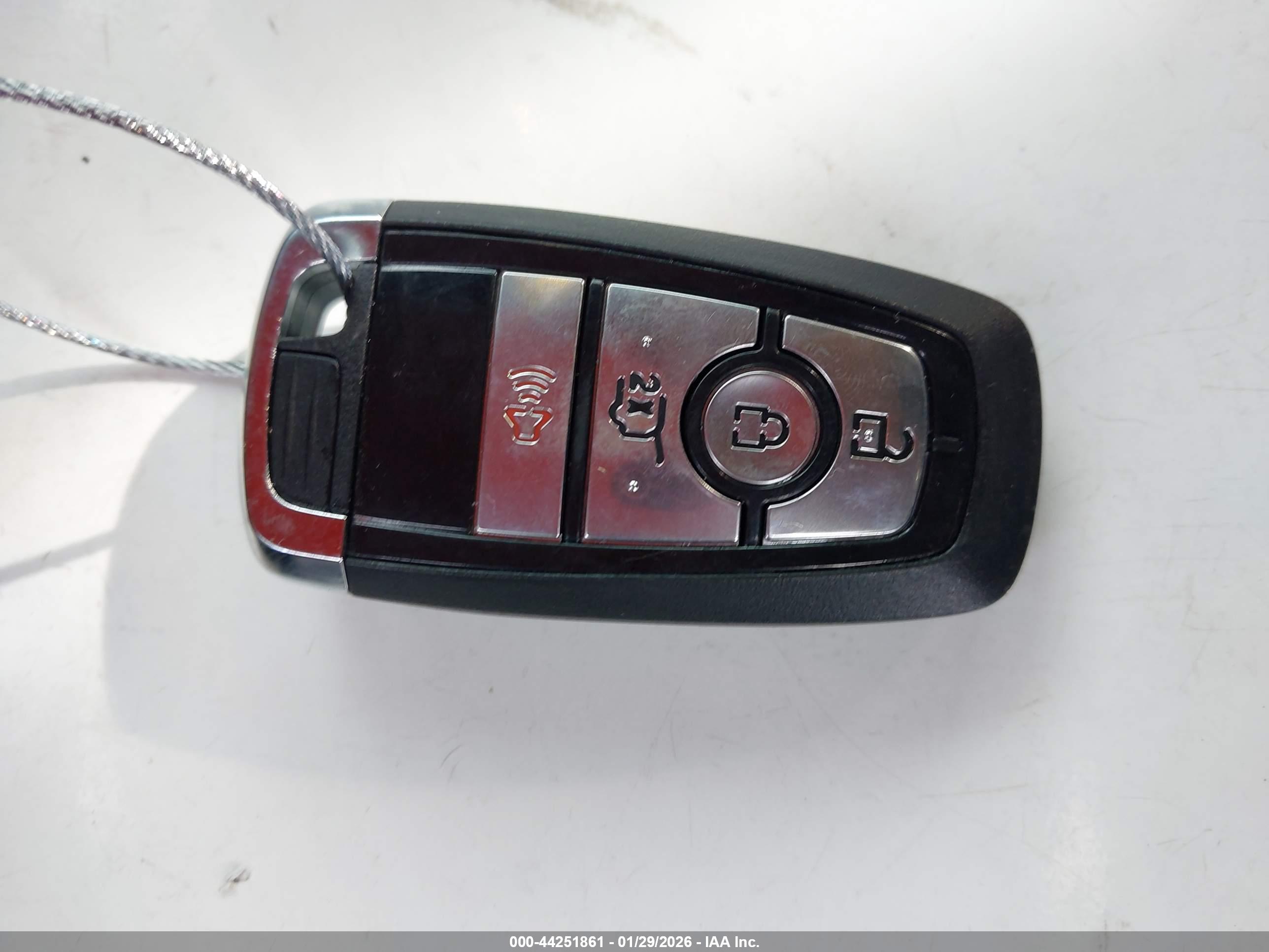 FORD ESCAPE image 11