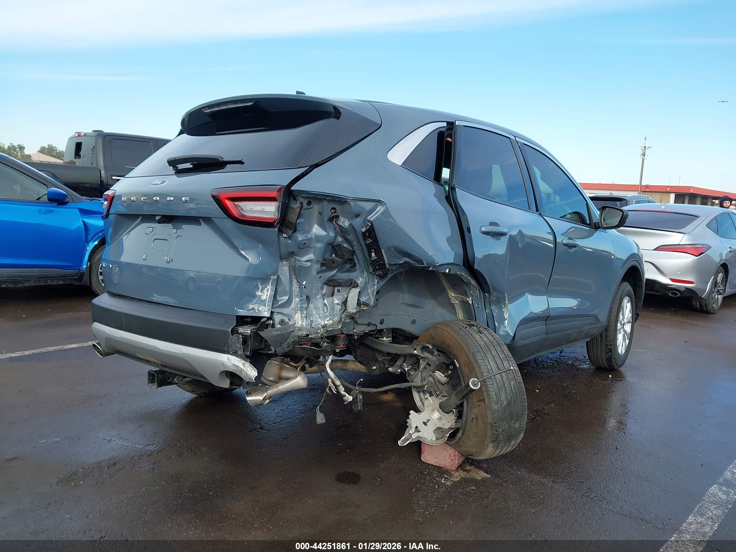 FORD ESCAPE image 6