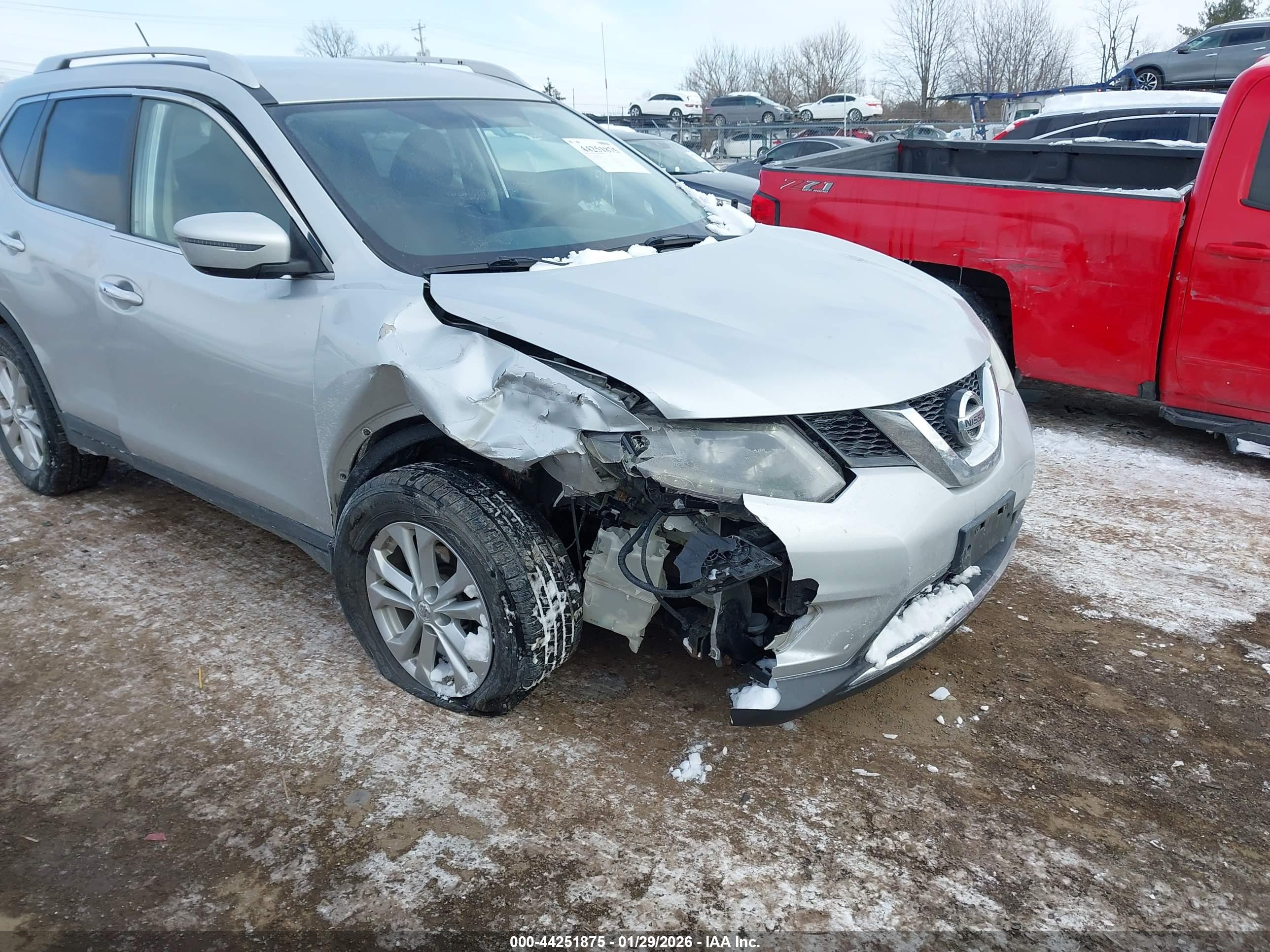 NISSAN ROGUE image 6