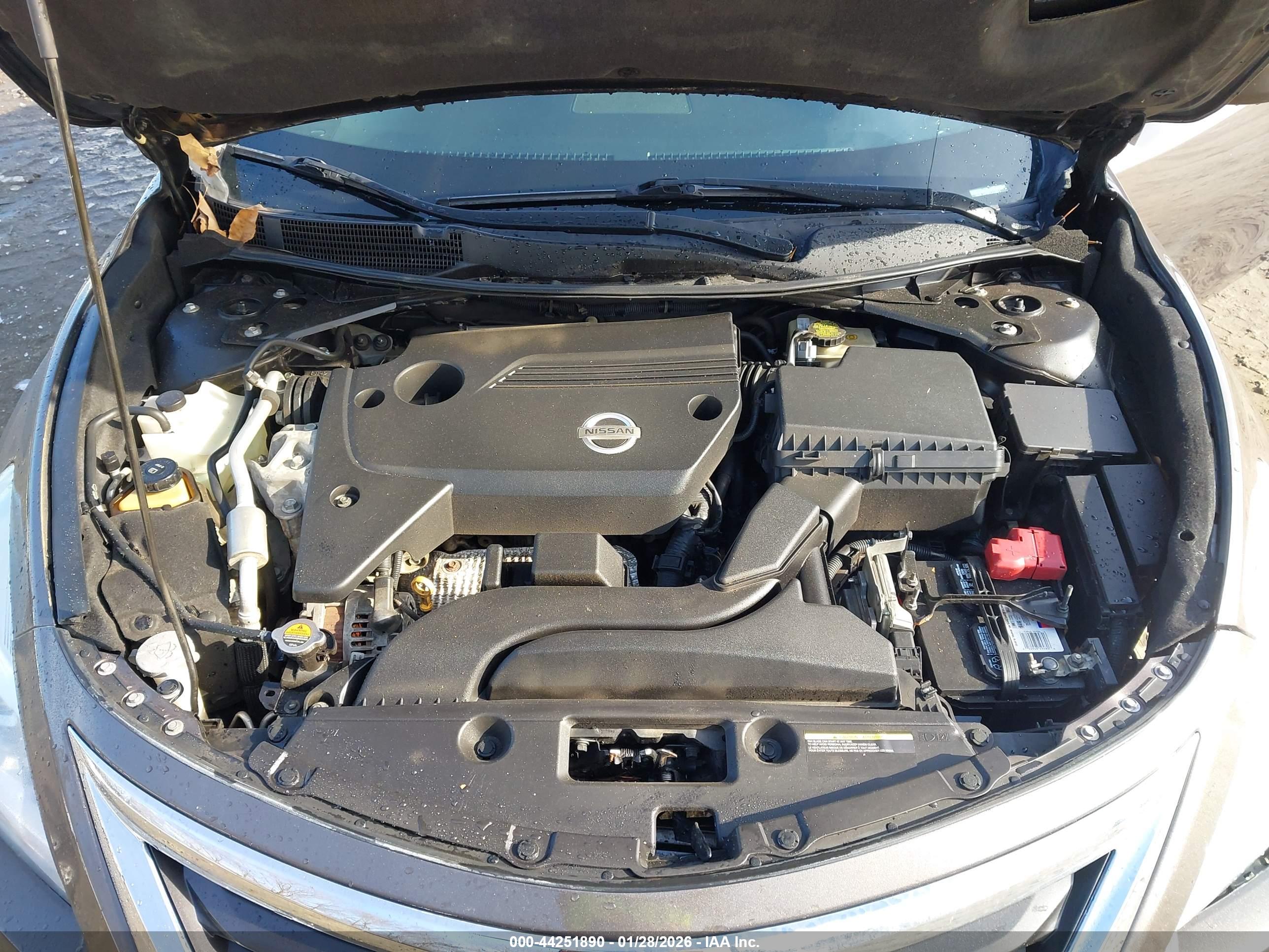 NISSAN ALTIMA image 10