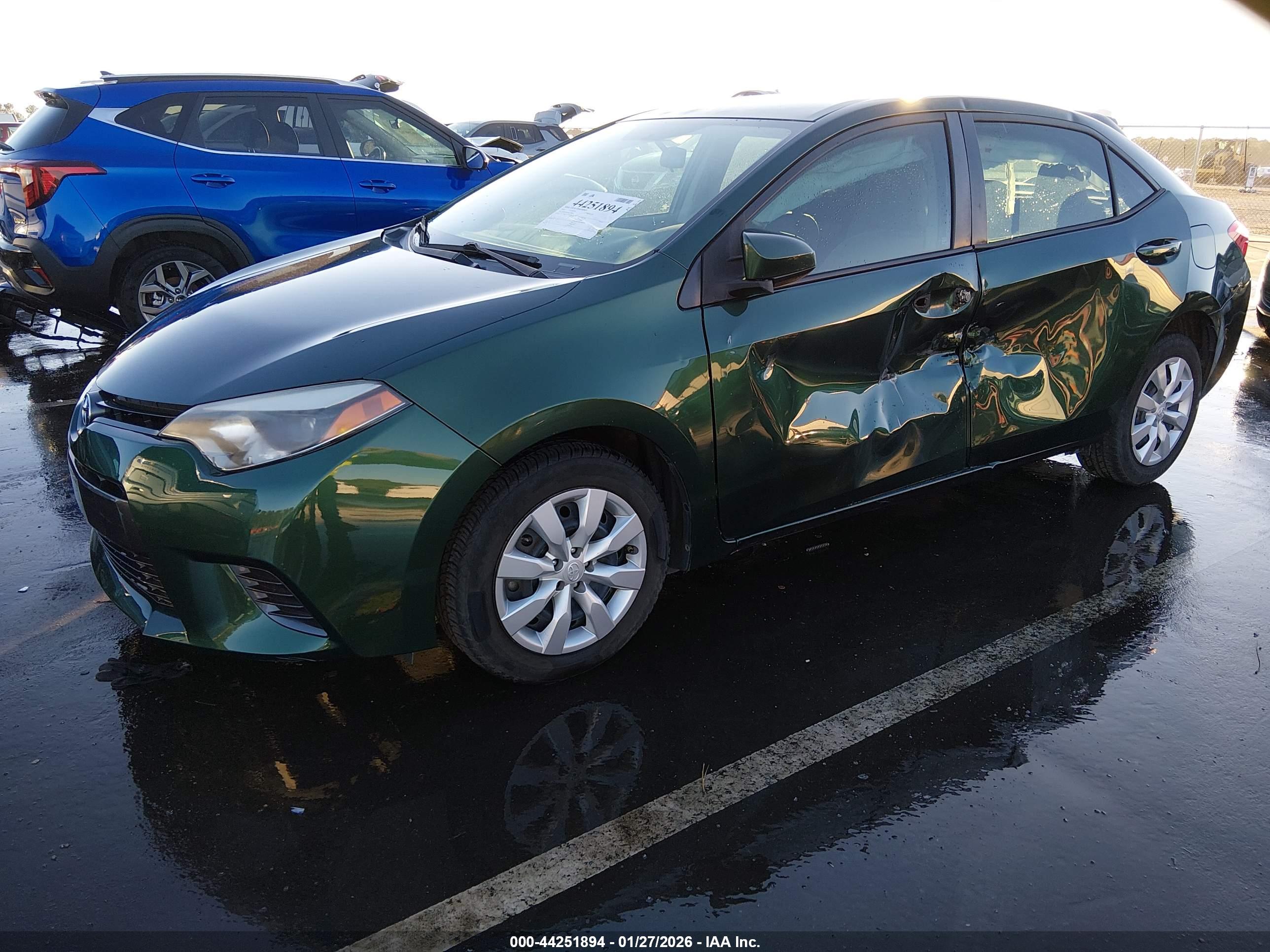 TOYOTA COROLLA image 2