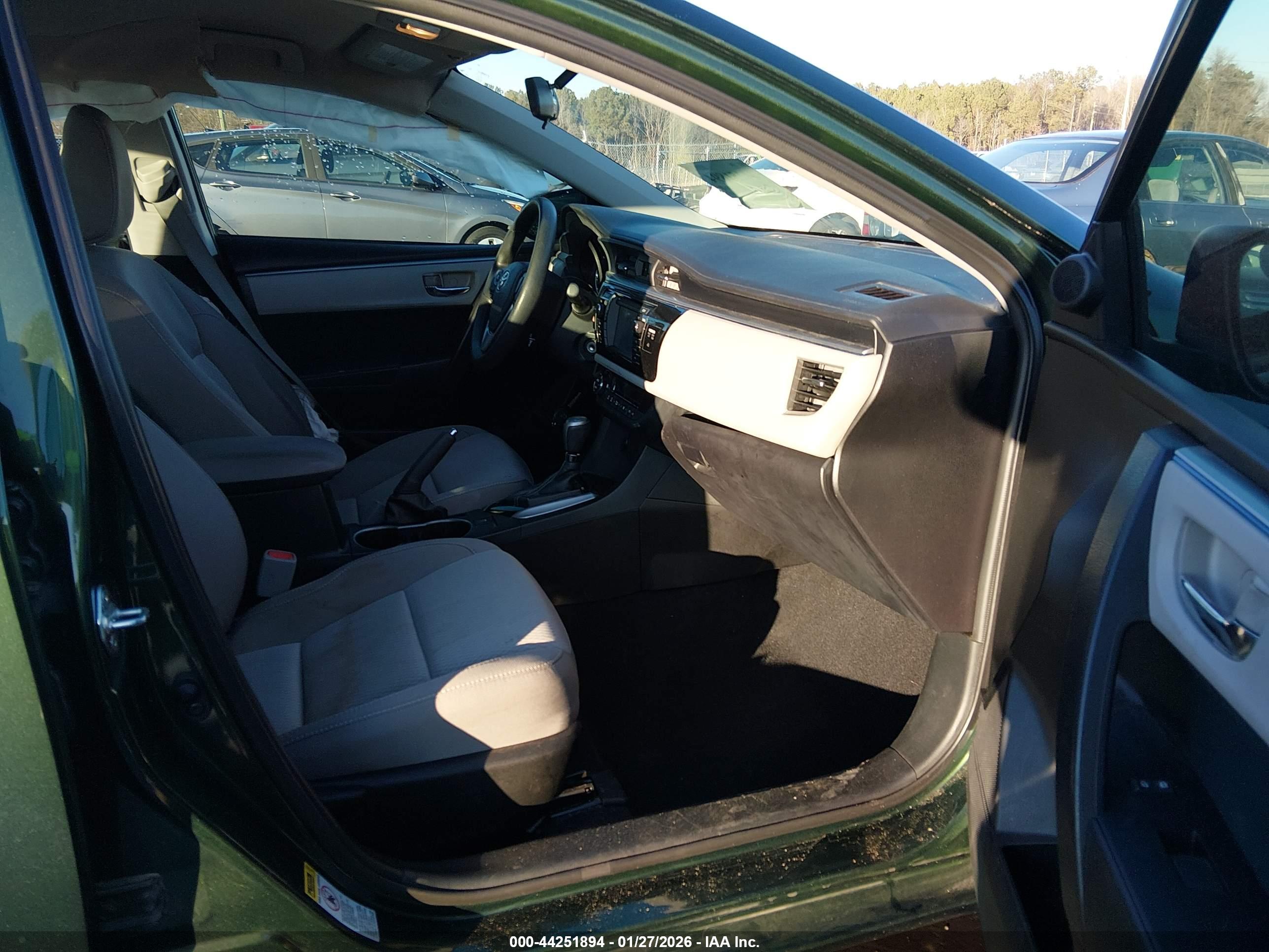 TOYOTA COROLLA image 5