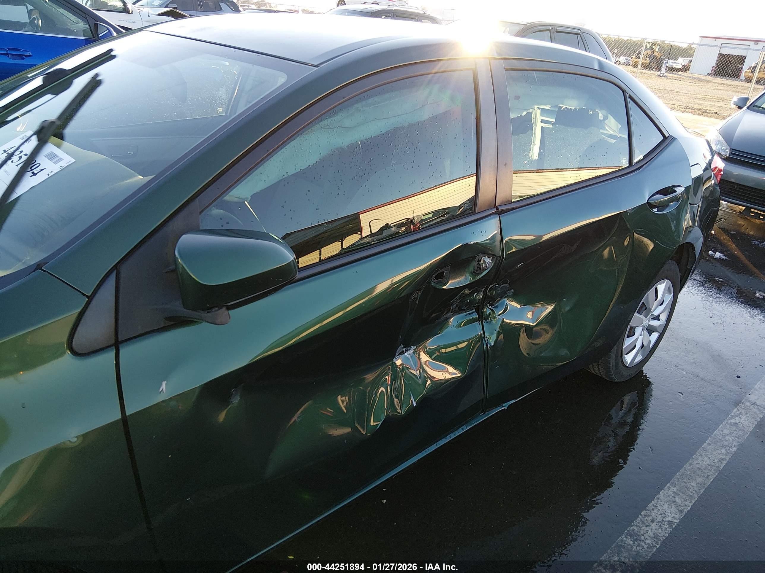 TOYOTA COROLLA image 6