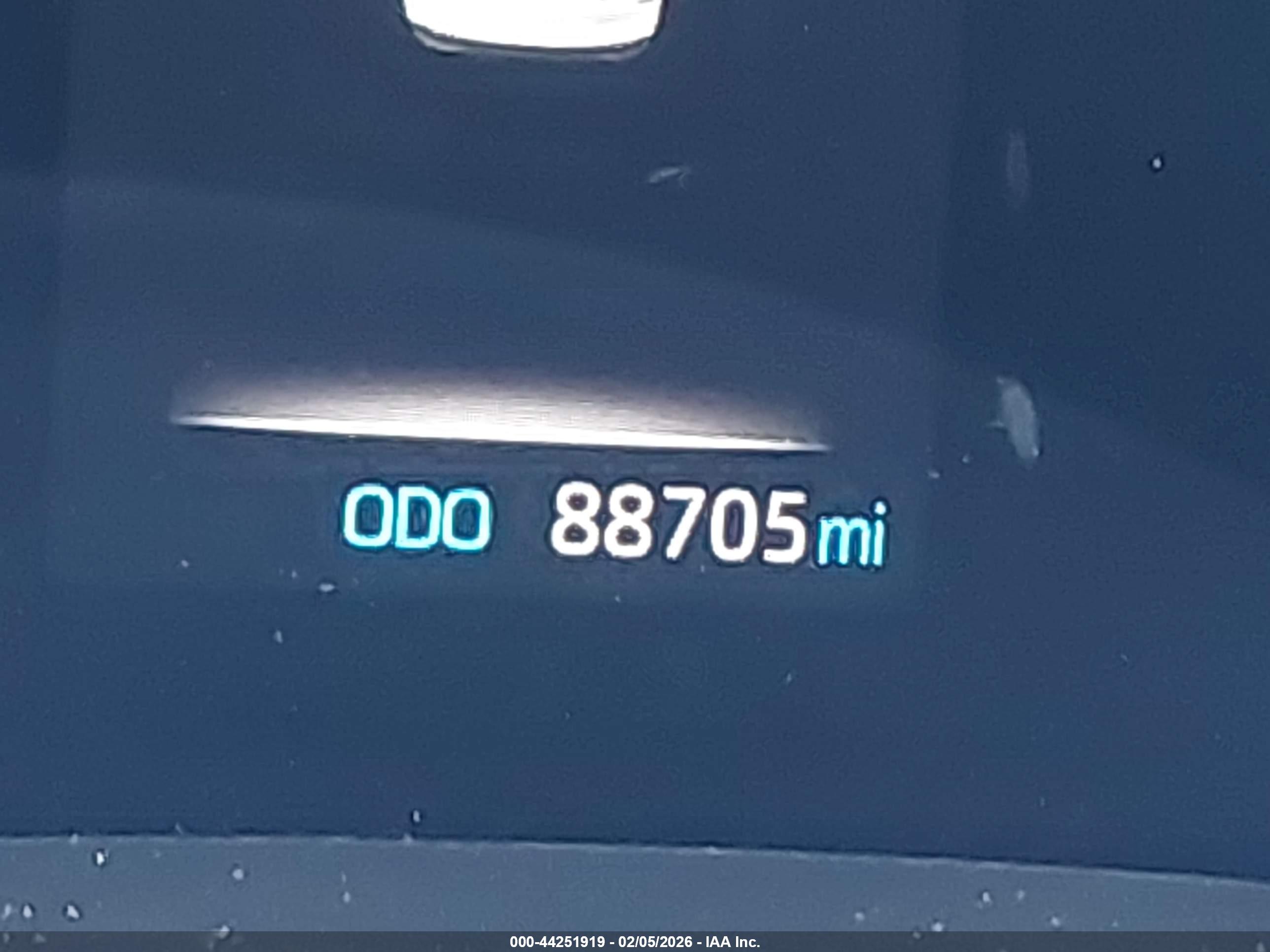 TOYOTA SIENNA image 7