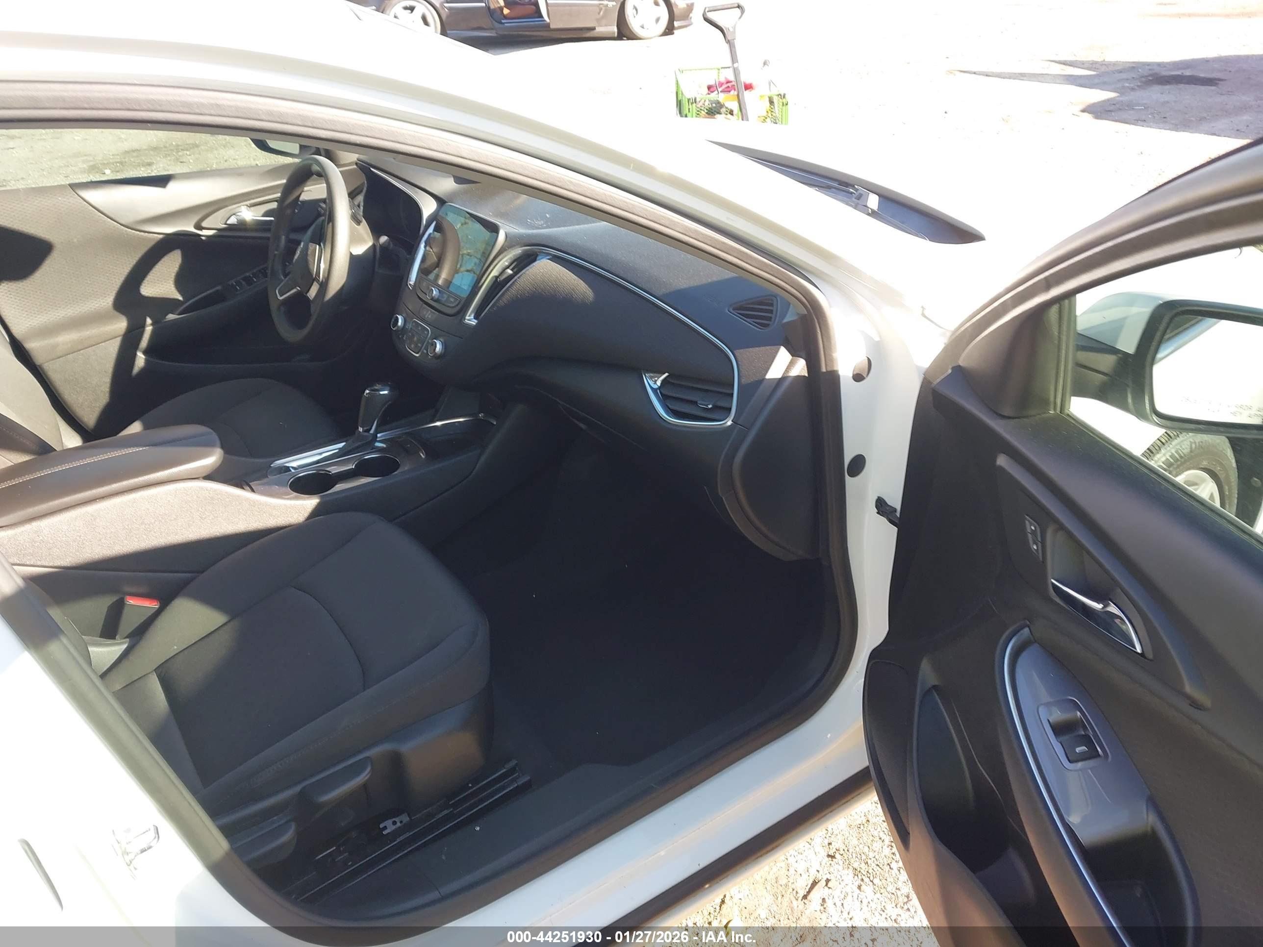 CHEVROLET MALIBU image 5