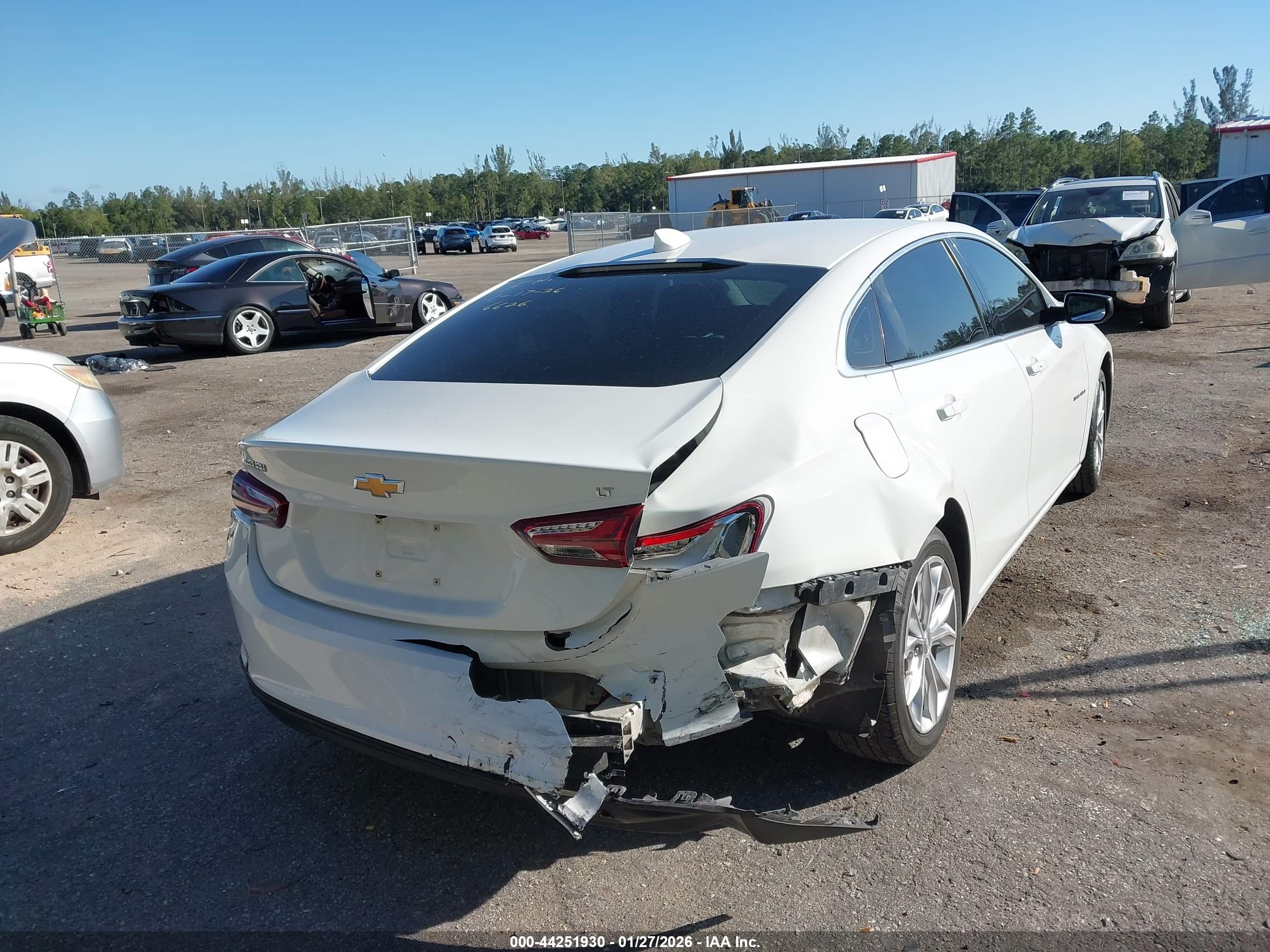 CHEVROLET MALIBU image 6