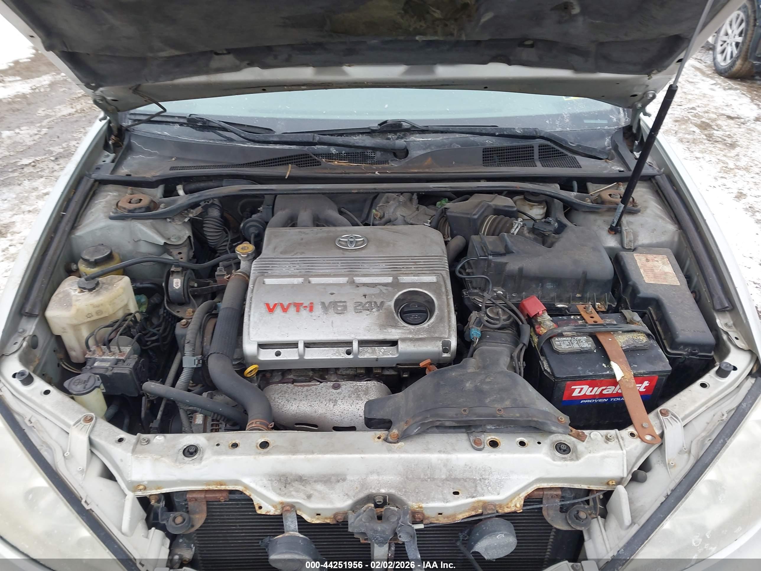 TOYOTA CAMRY image 10
