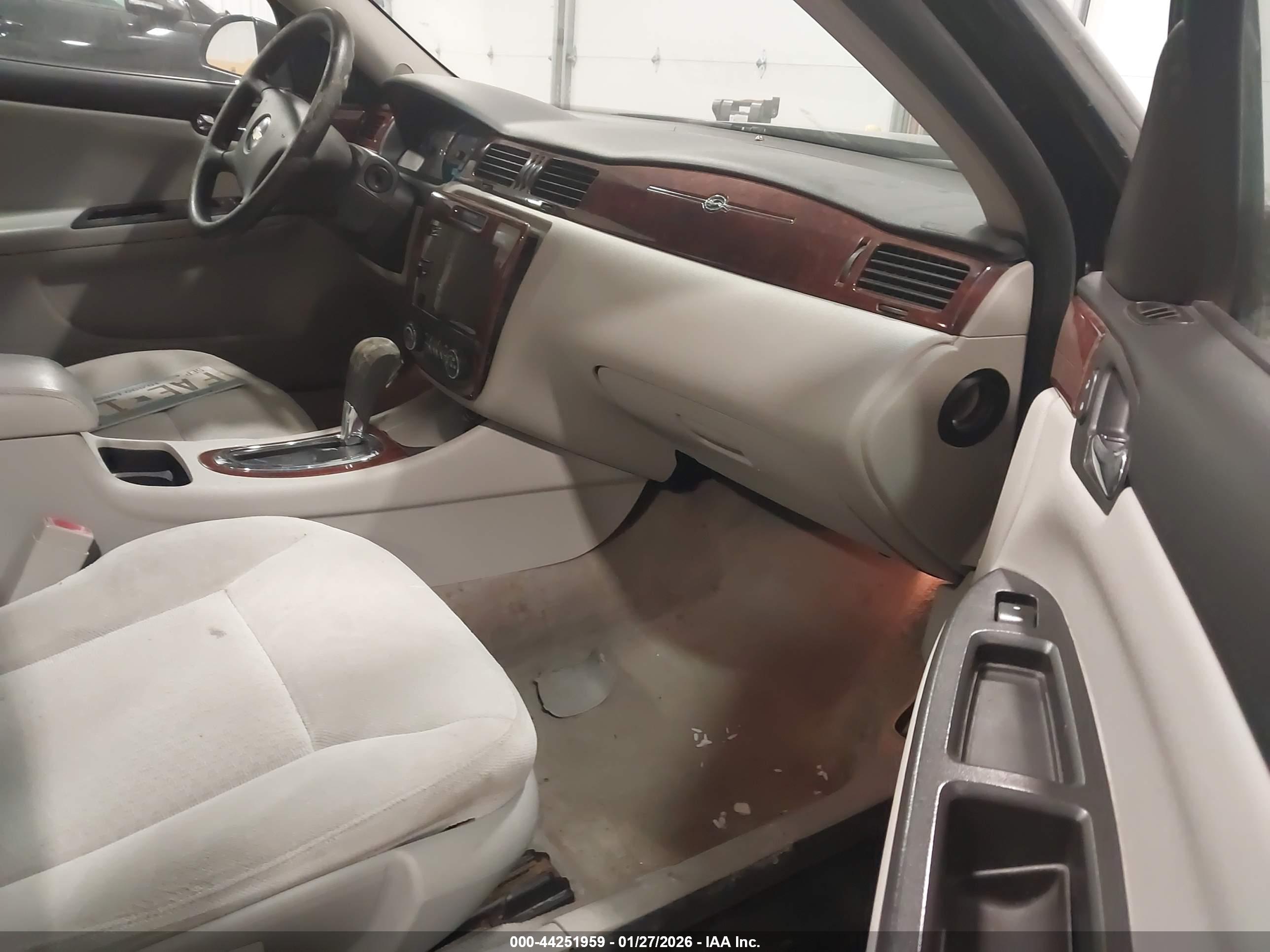 CHEVROLET IMPALA image 5