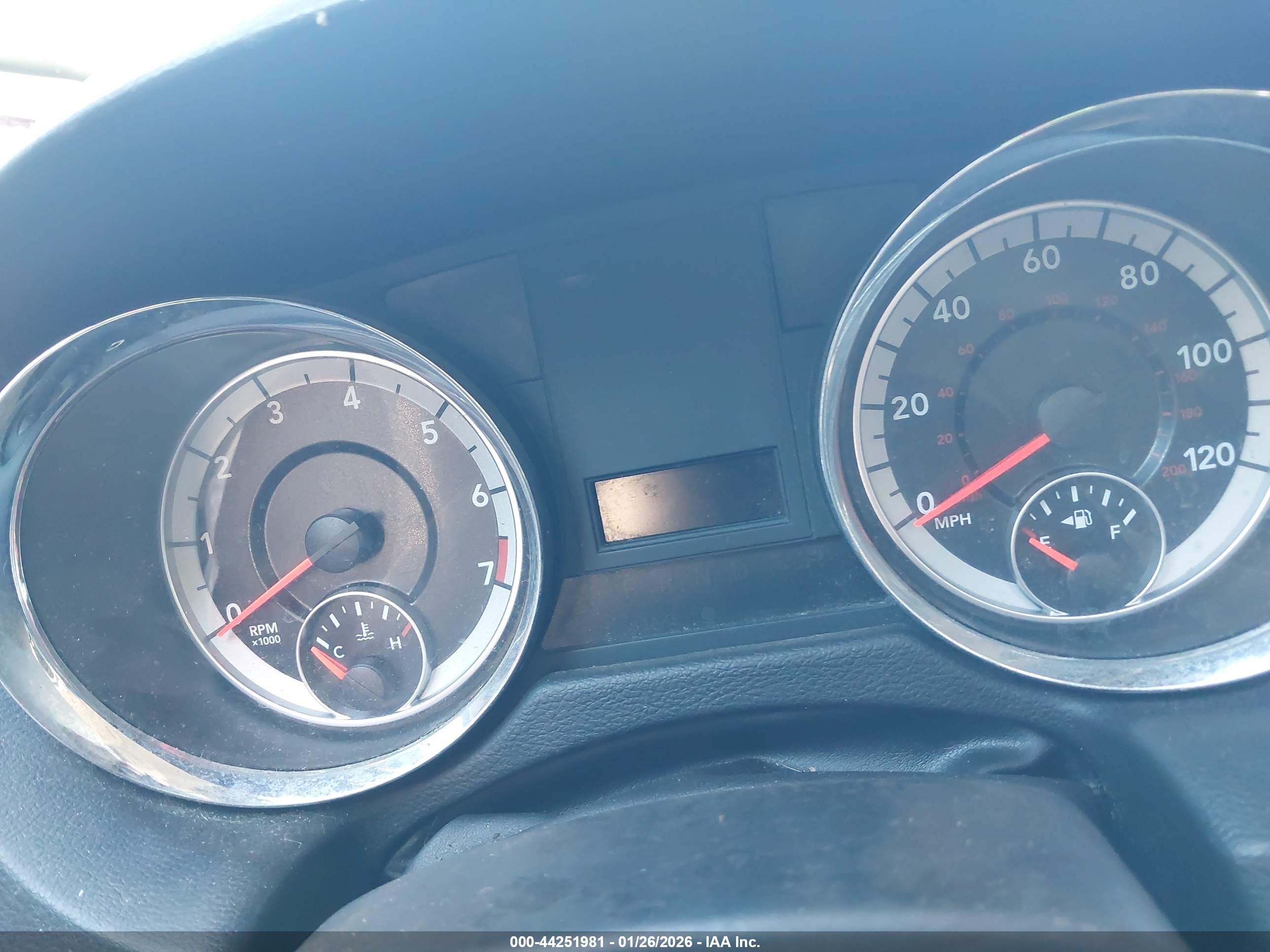 DODGE GRAND image 7